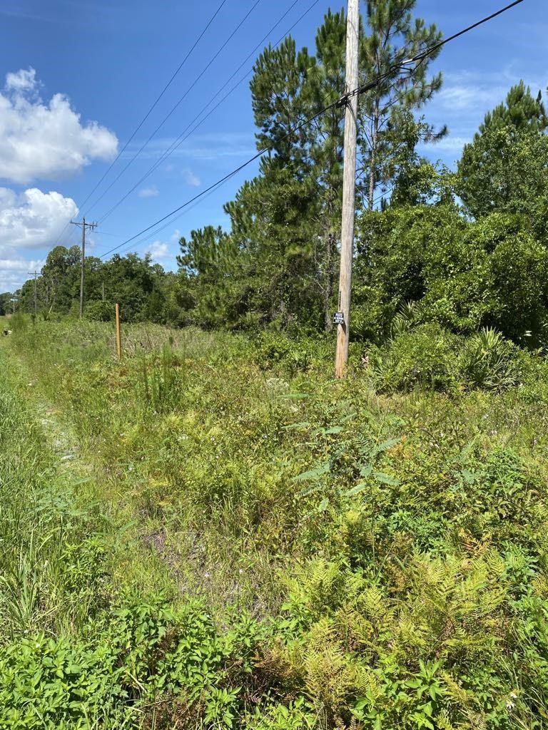550 W River Road