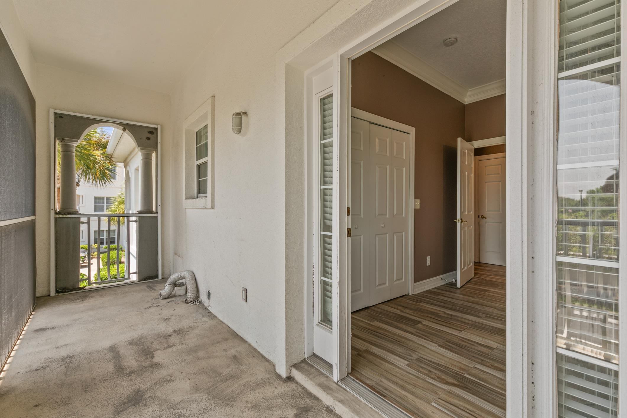 301 Royal Caribbean Ct