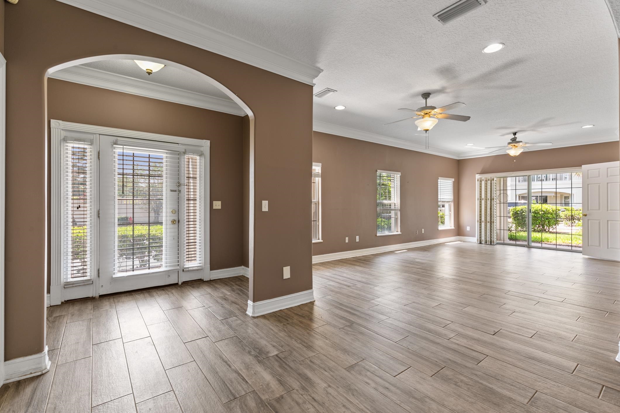 301 Royal Caribbean Ct
