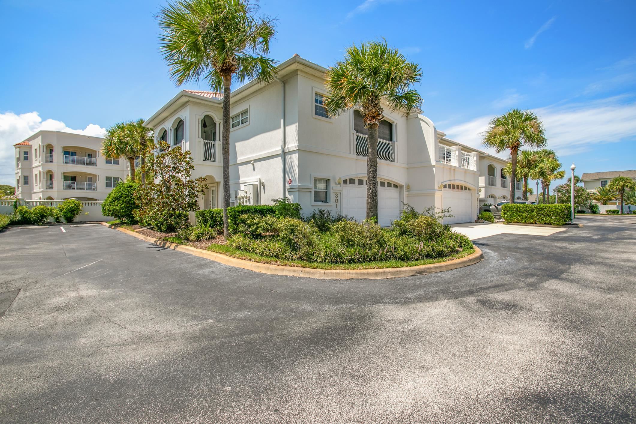 301 Royal Caribbean Ct
