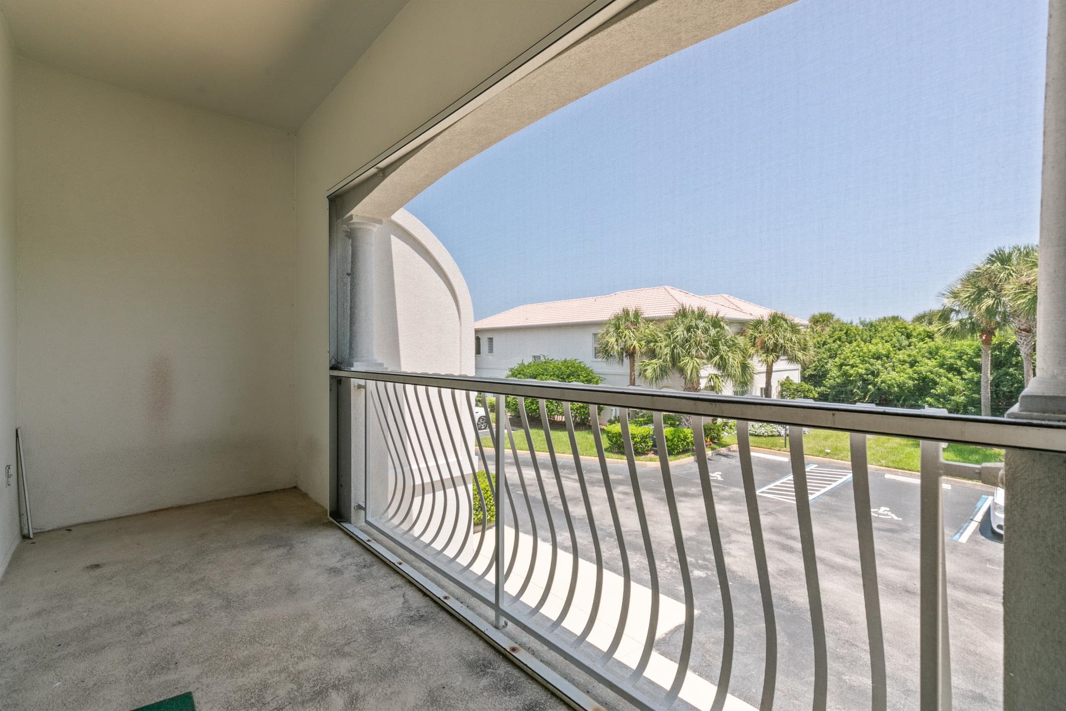 301 Royal Caribbean Ct