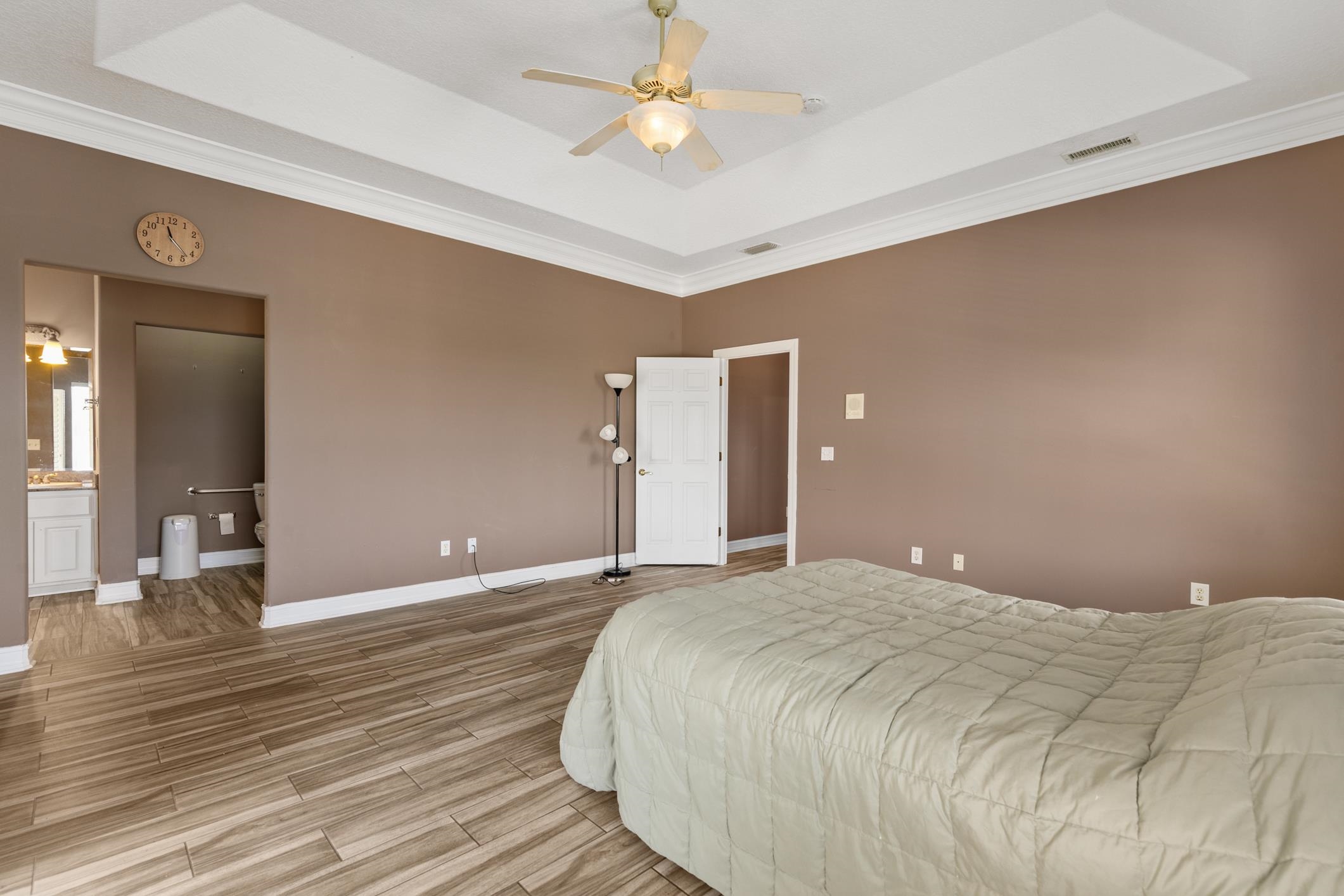 301 Royal Caribbean Ct
