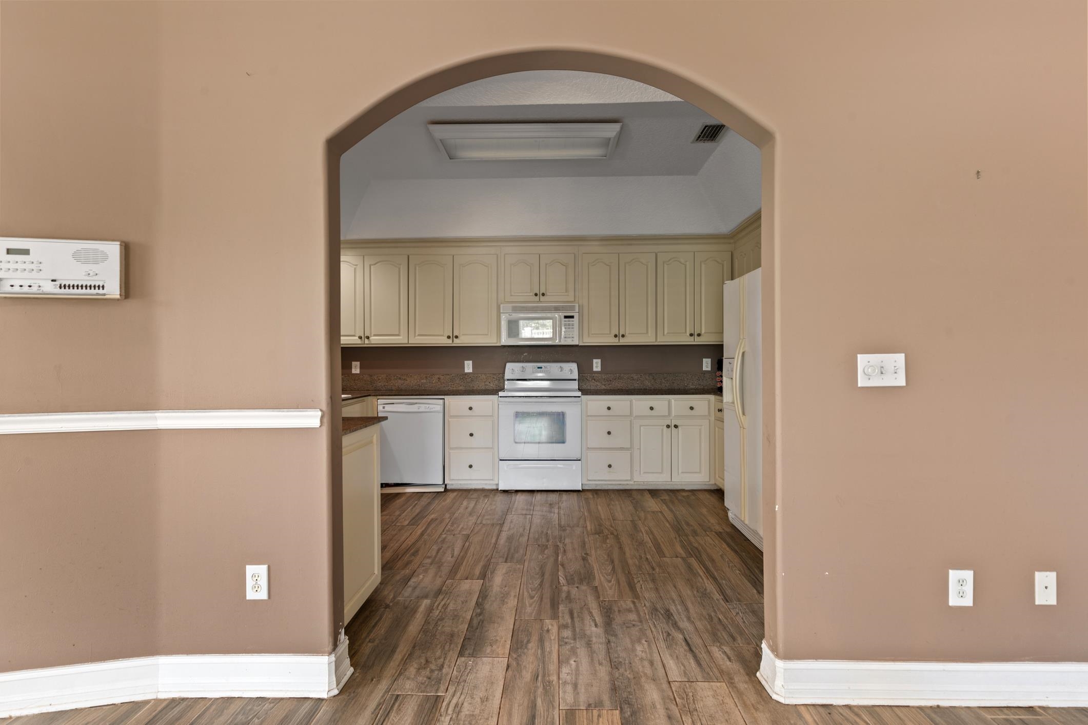 301 Royal Caribbean Ct