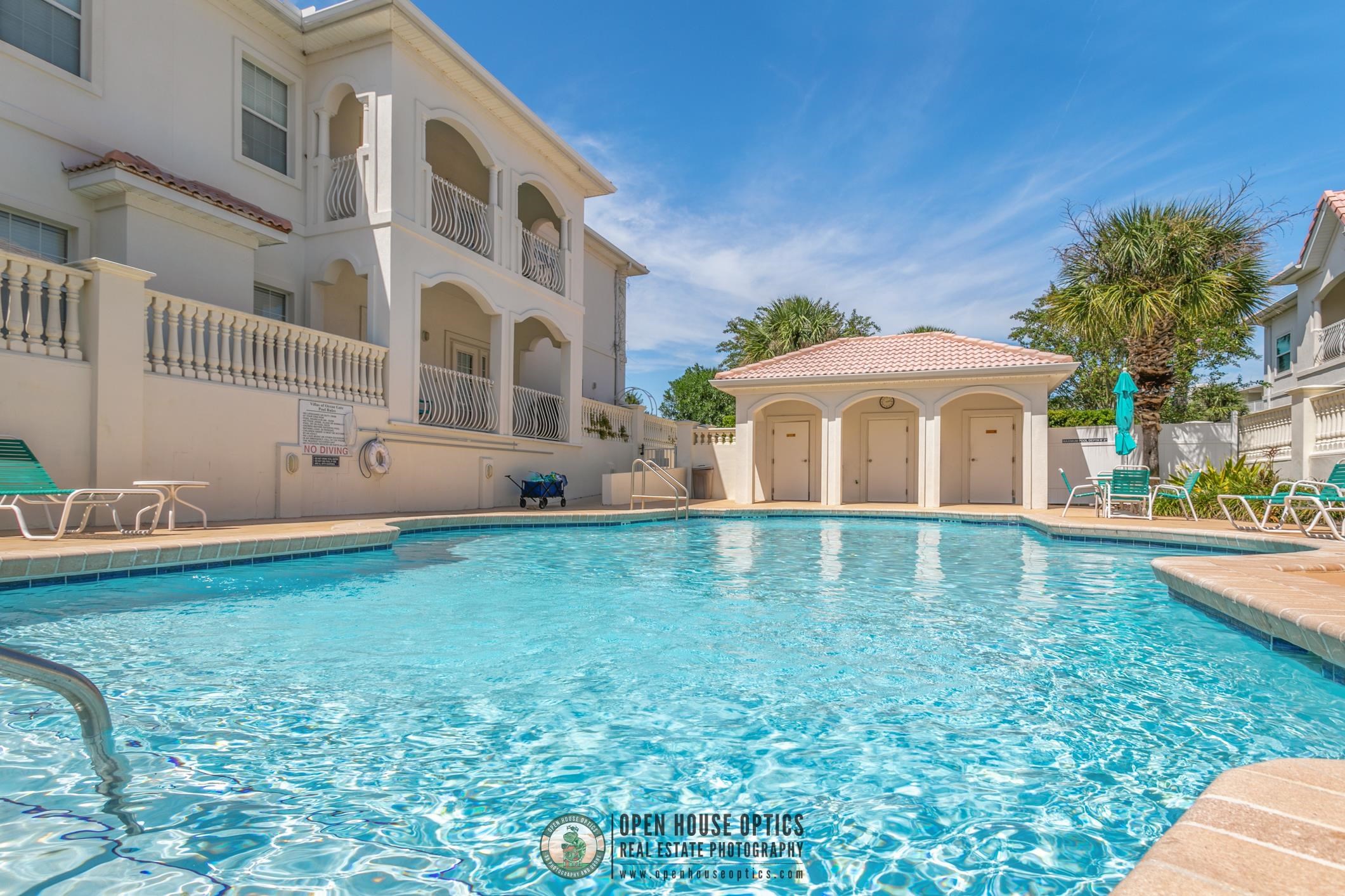 301 Royal Caribbean Ct