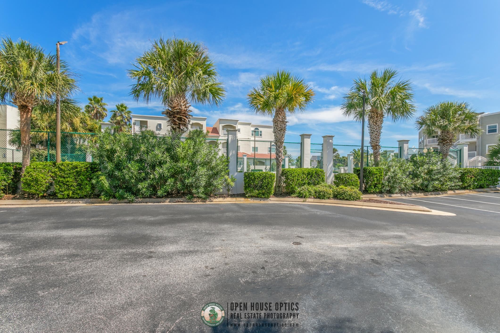 301 Royal Caribbean Ct
