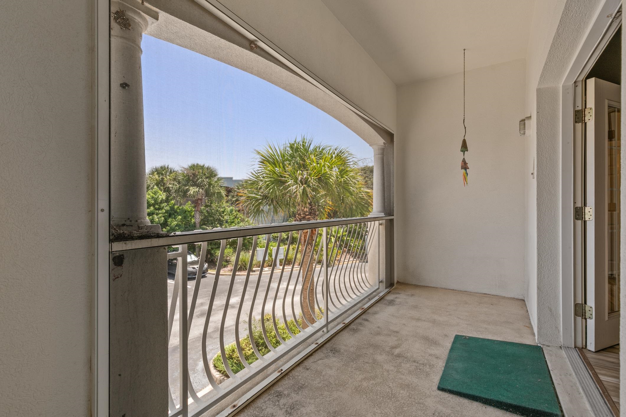 301 Royal Caribbean Ct