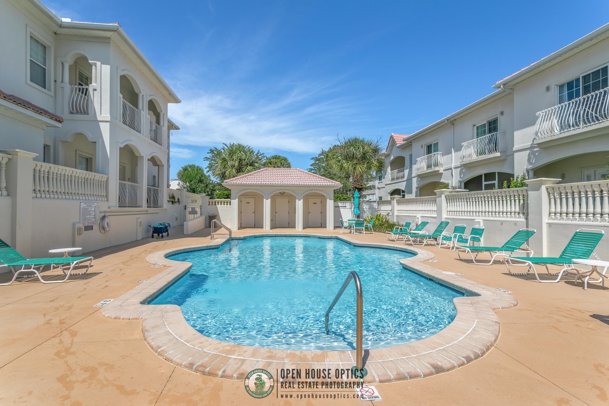 301 Royal Caribbean Ct