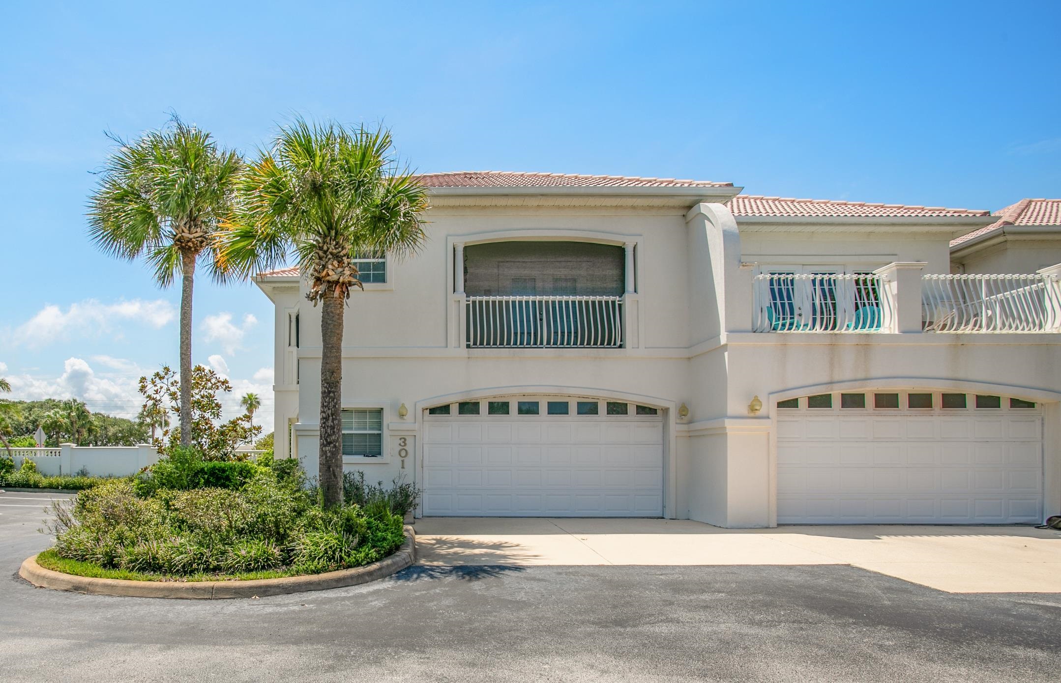 301 Royal Caribbean Ct
