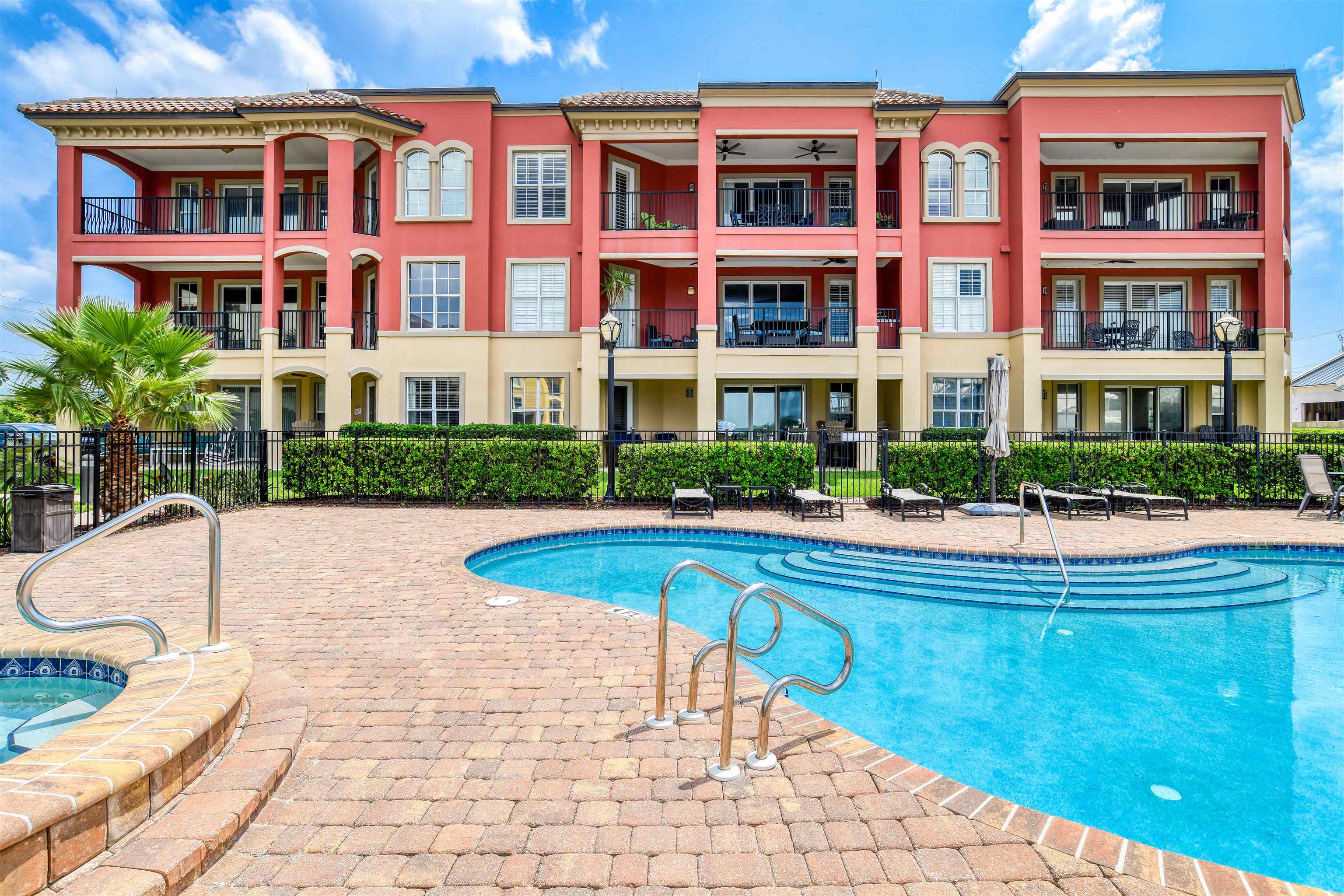 115 Sunset Harbor Way #202 (Boat slip/garage) Unit: 202