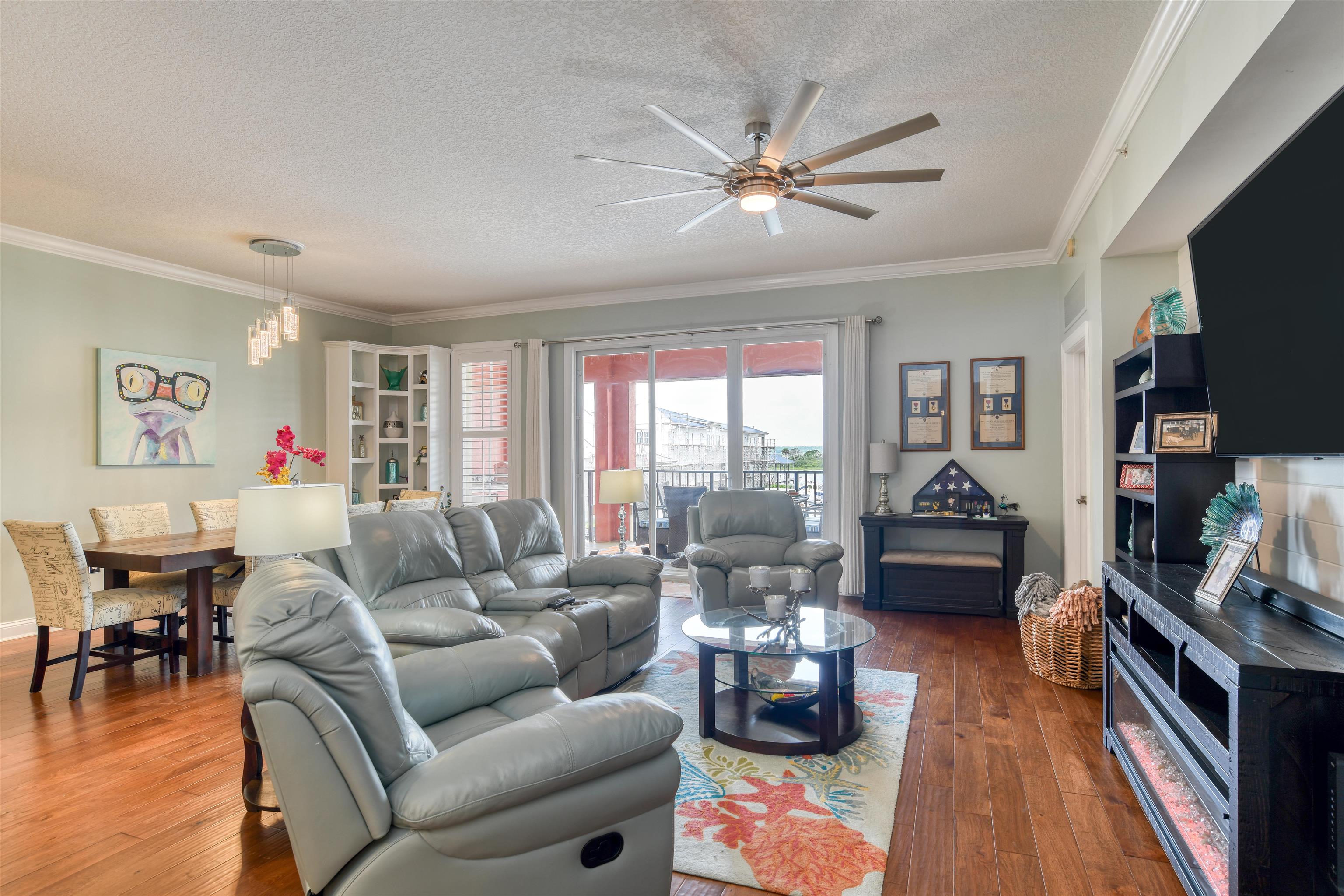 115 Sunset Harbor Way #202 (Boat slip/garage) Unit: 202