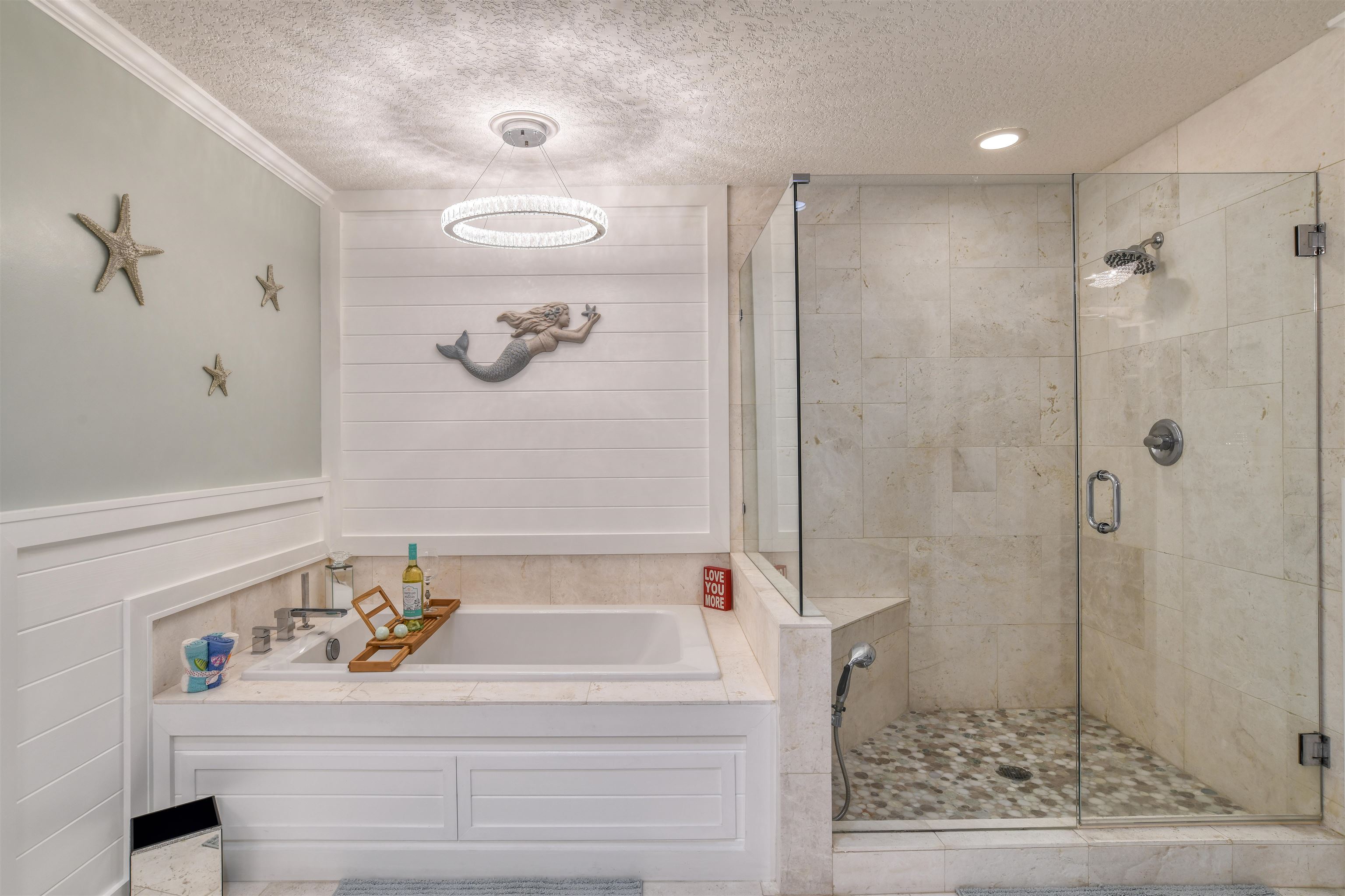 115 Sunset Harbor Way #202 (Boat slip/garage) Unit: 202
