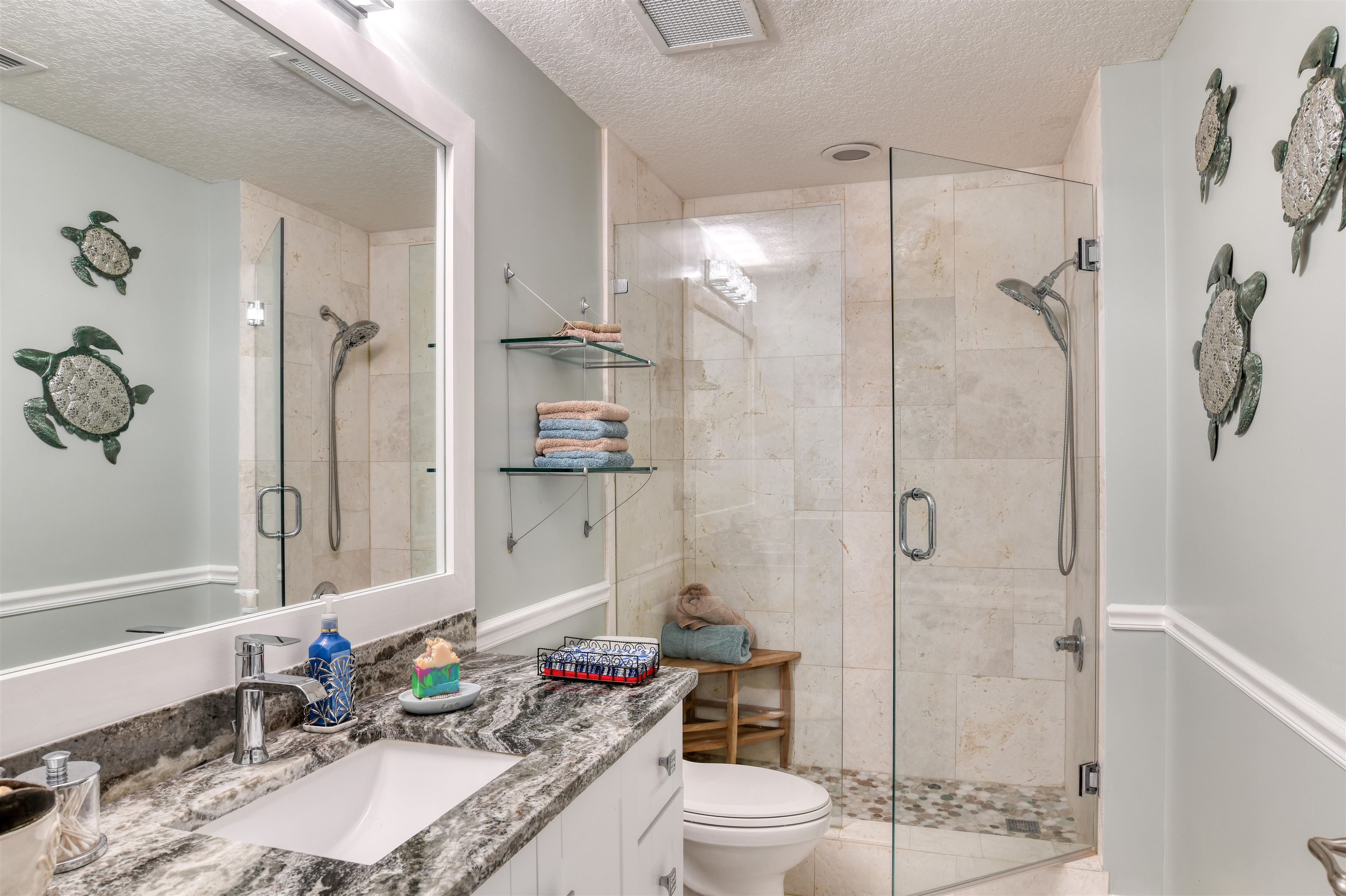 115 Sunset Harbor Way #202 (Boat slip/garage) Unit: 202