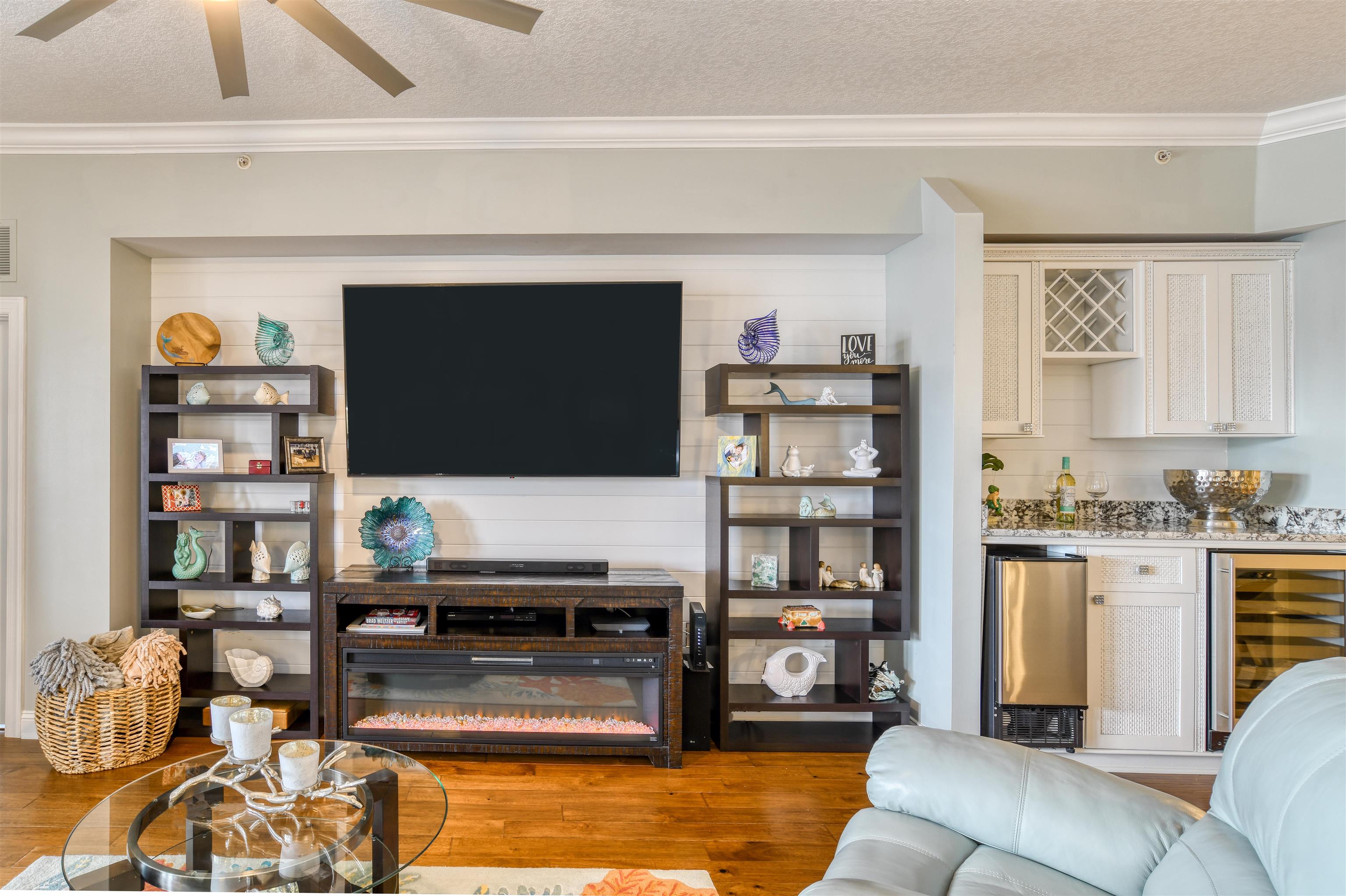 115 Sunset Harbor Way #202 (Boat slip/garage) Unit: 202