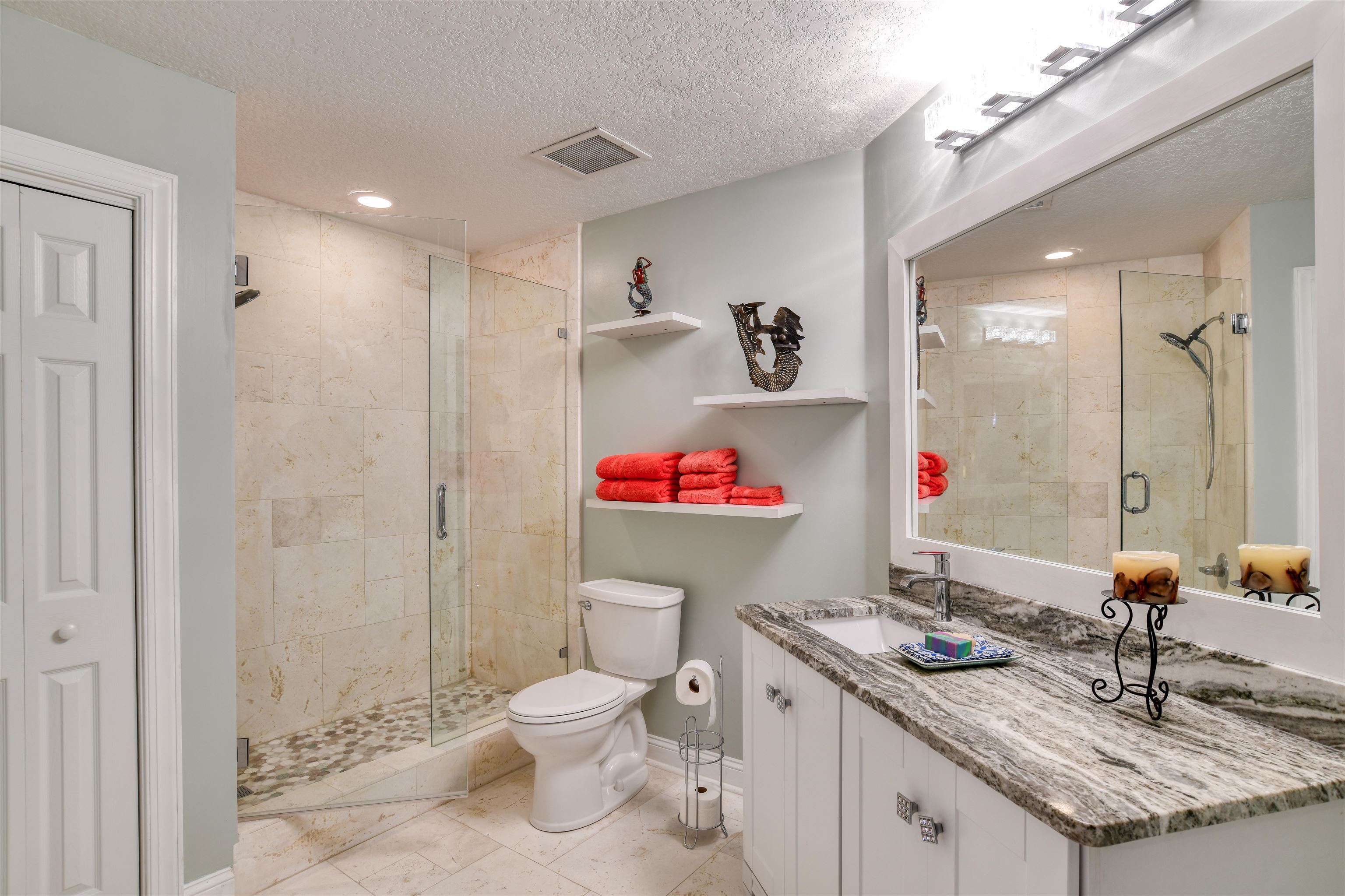 115 Sunset Harbor Way #202 (Boat slip/garage) Unit: 202