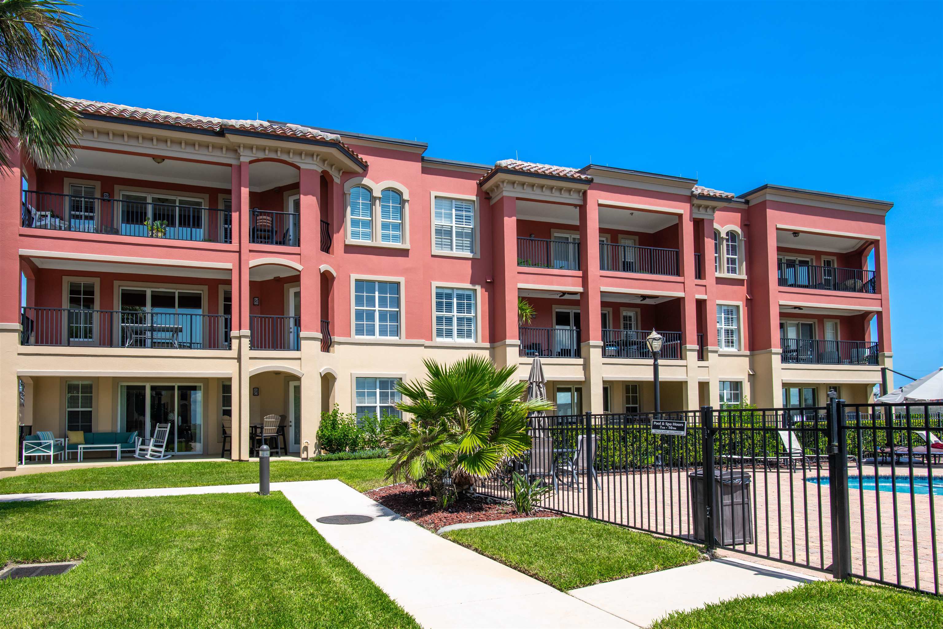 115 Sunset Harbor Way #202 (Boat slip/garage) Unit: 202