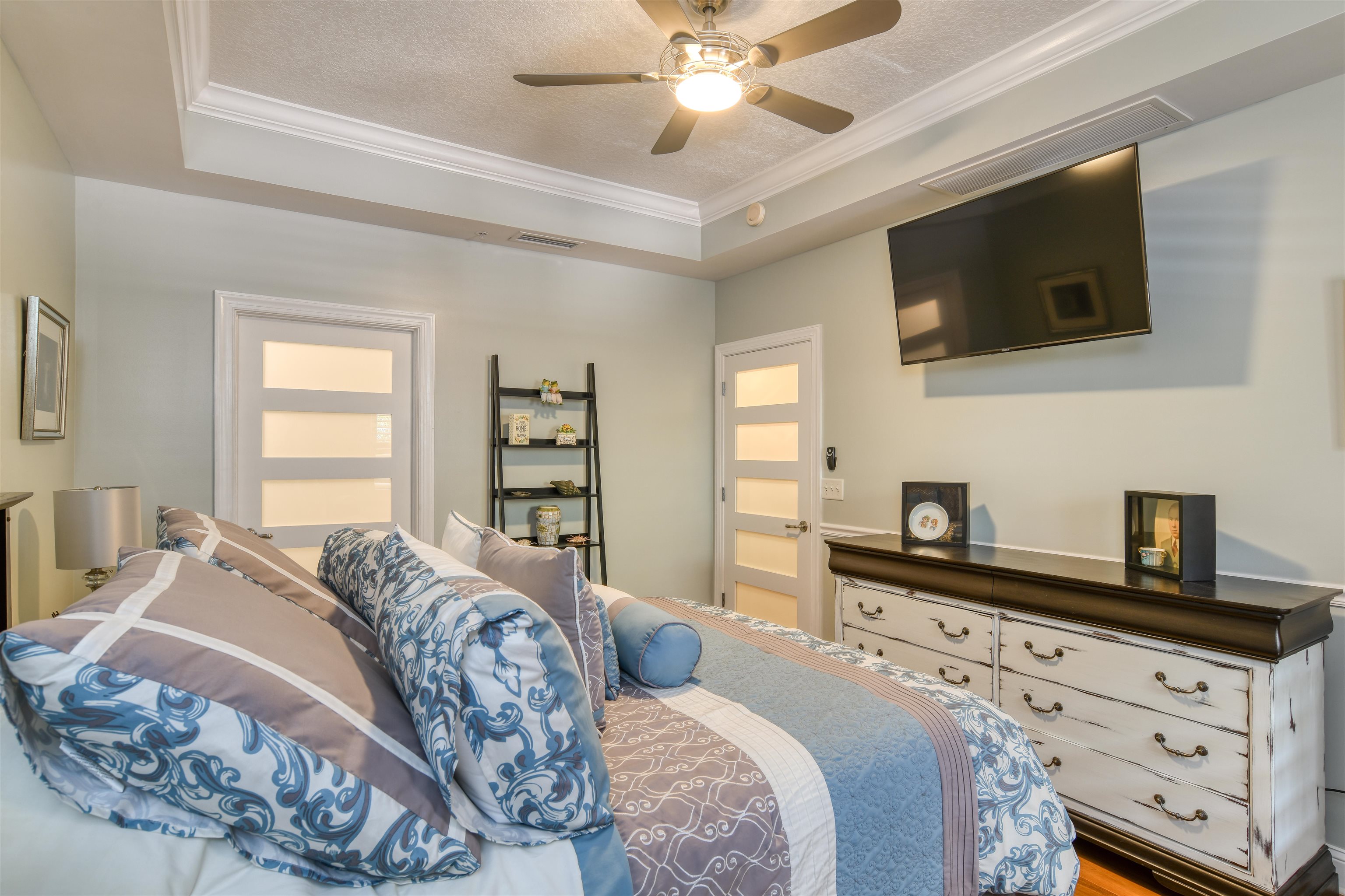 115 Sunset Harbor Way #202 (Boat slip/garage) Unit: 202
