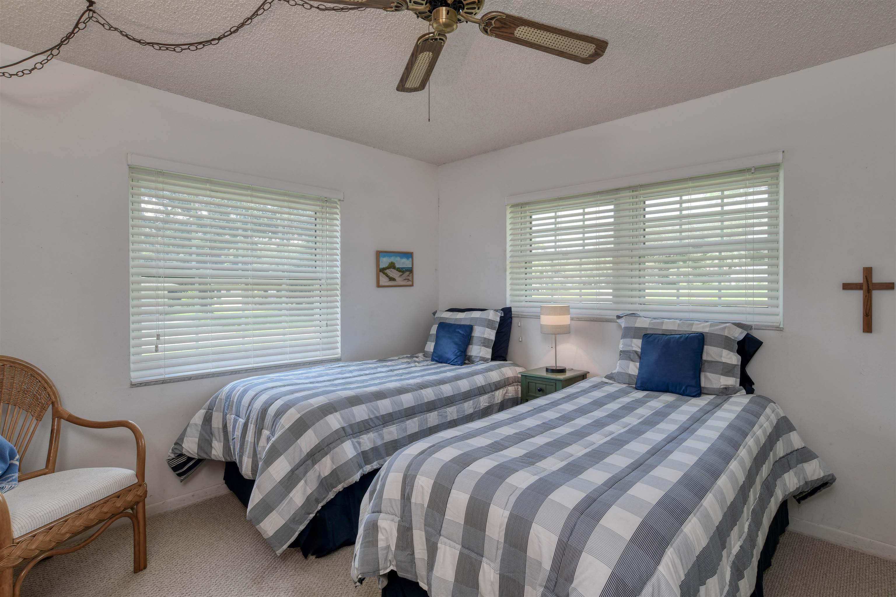 929 Alcala Dr