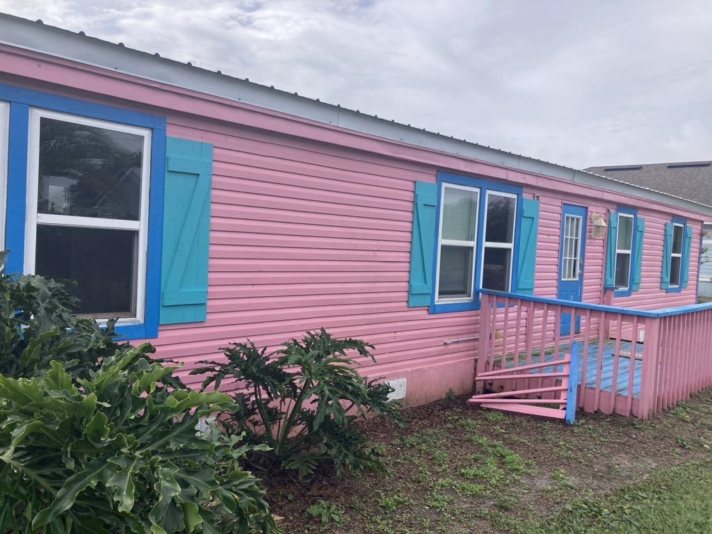 273 Basque Road