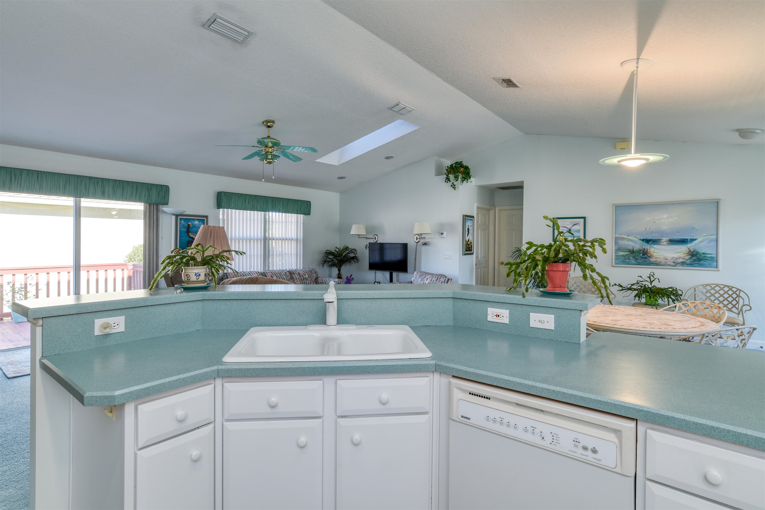 250 Micklers Rd