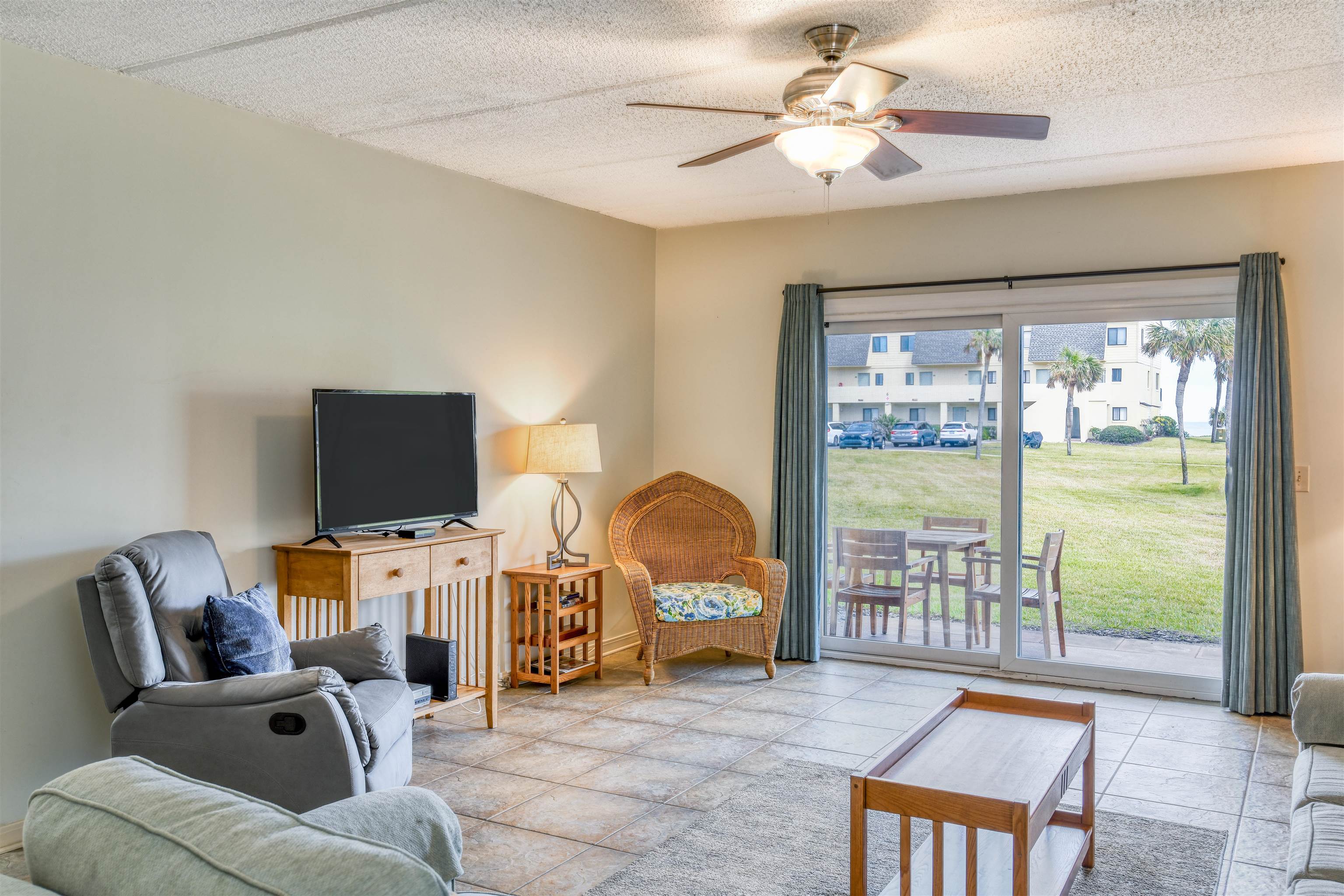 8550 S A1A #228