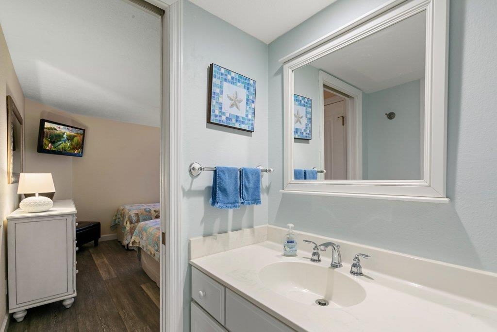 4670 S A1A #2212