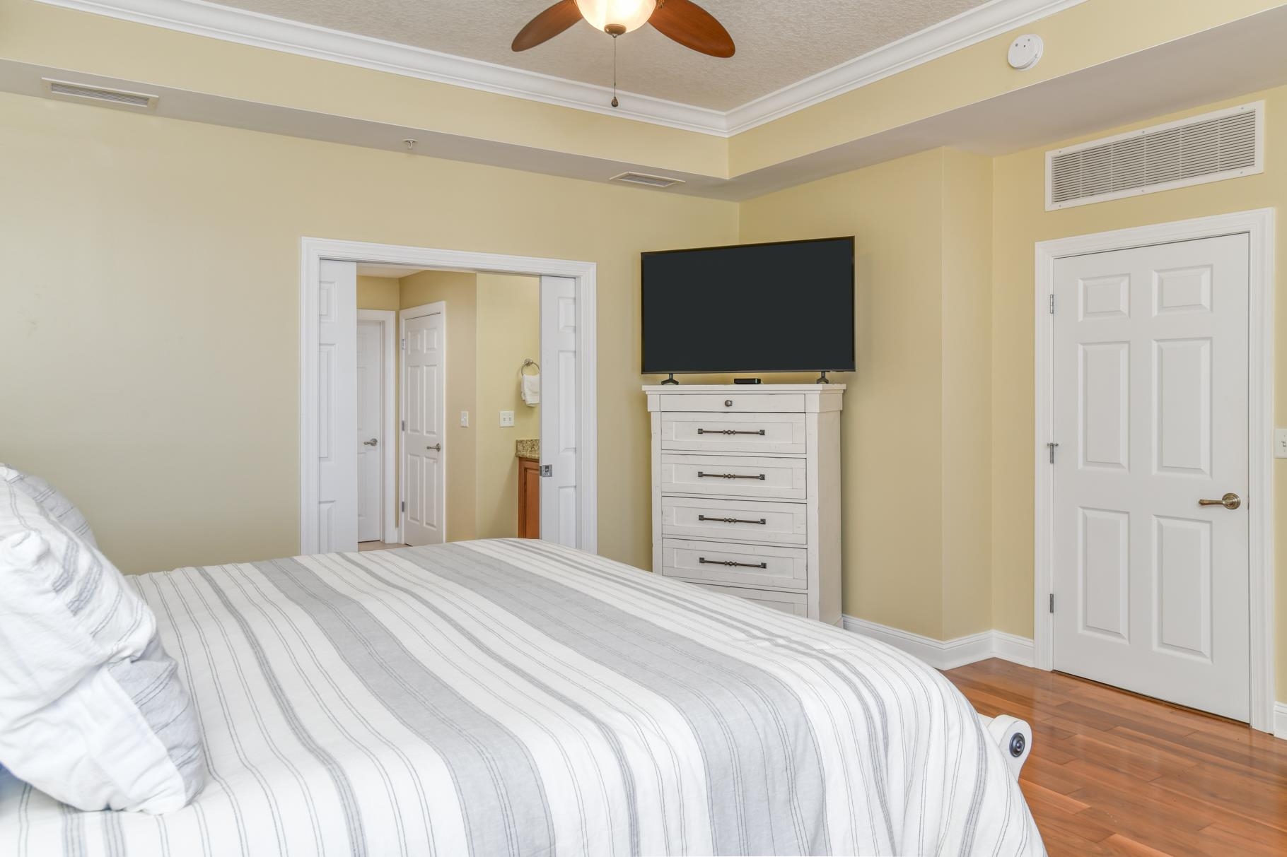 115 Sunset Harbor Way Unit C-301 (Boat Slip/Garage) Unit: C-301
