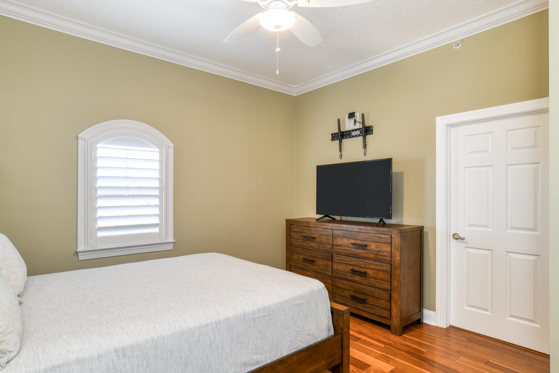 115 Sunset Harbor Way Unit C-301 (Boat Slip/Garage) Unit: C-301