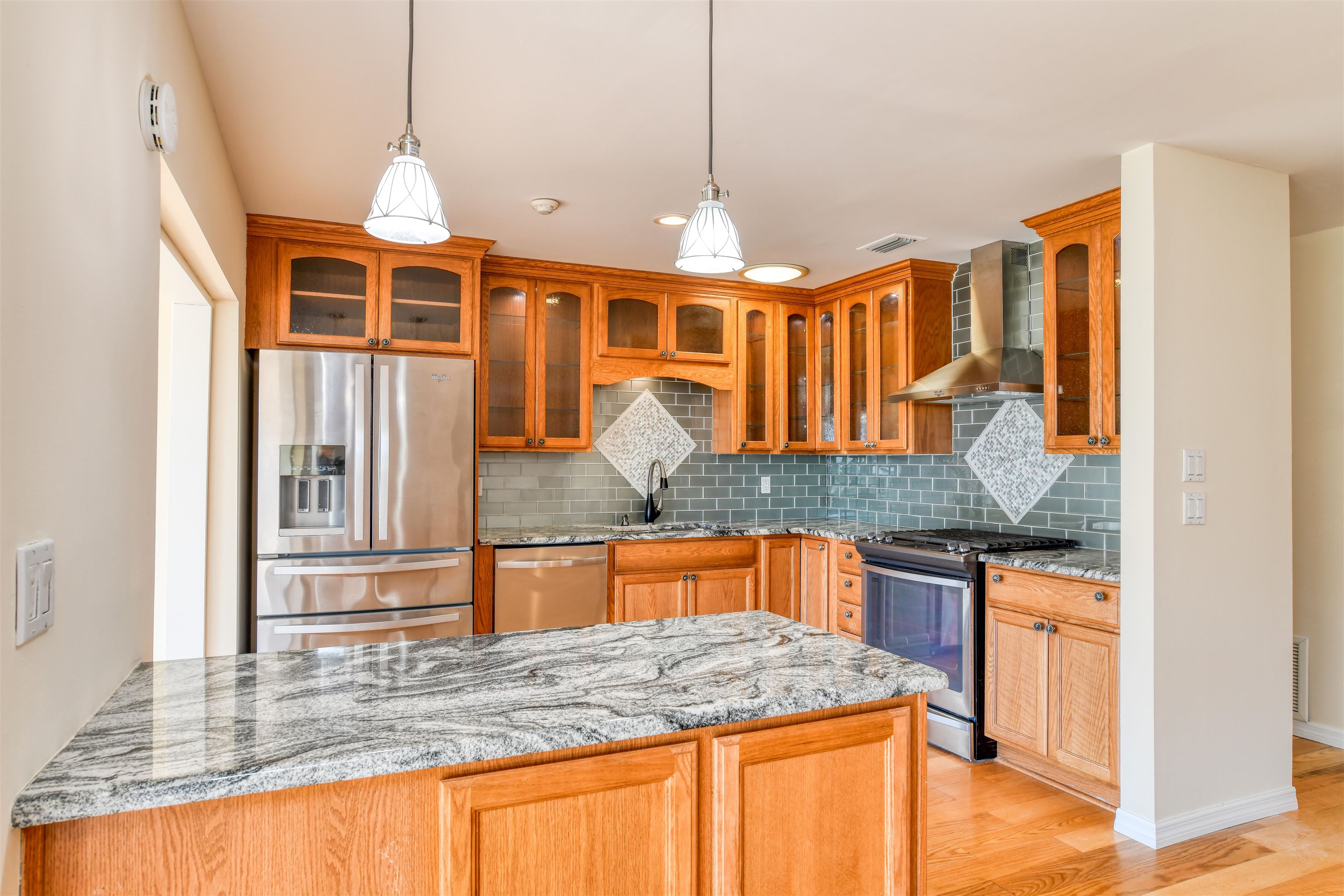 916 Alcala DR