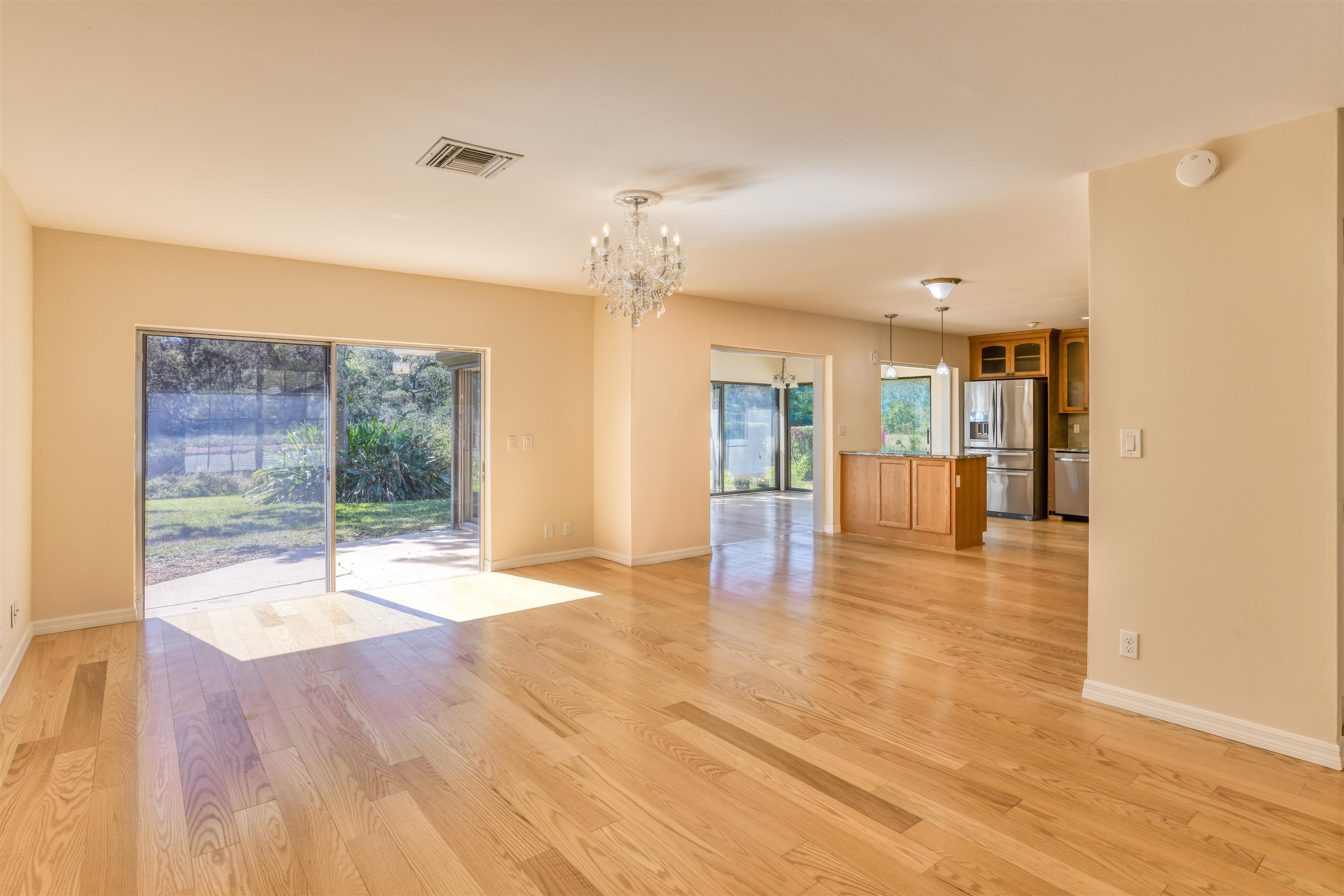 916 Alcala DR