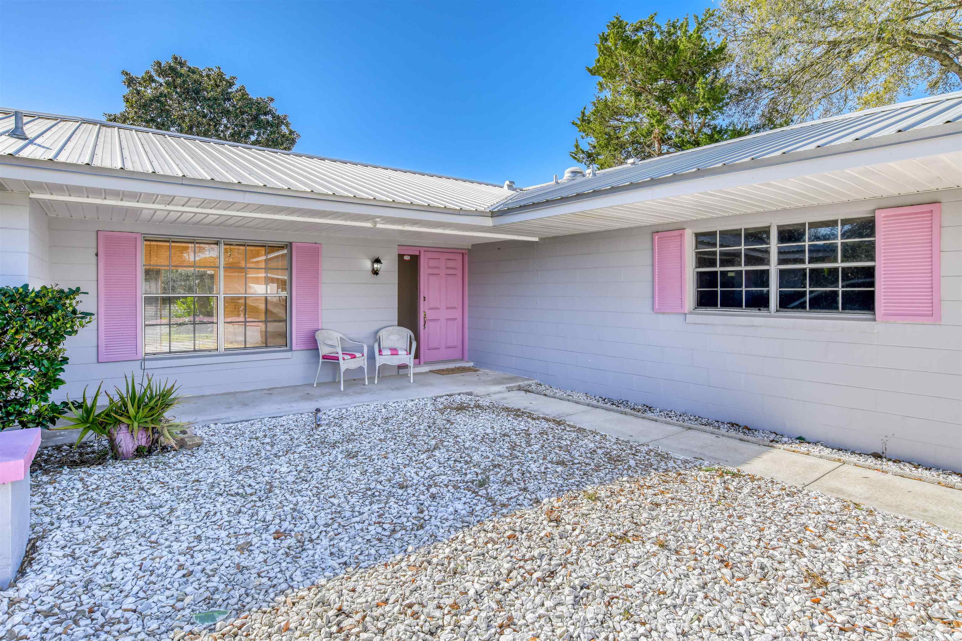 916 Alcala DR