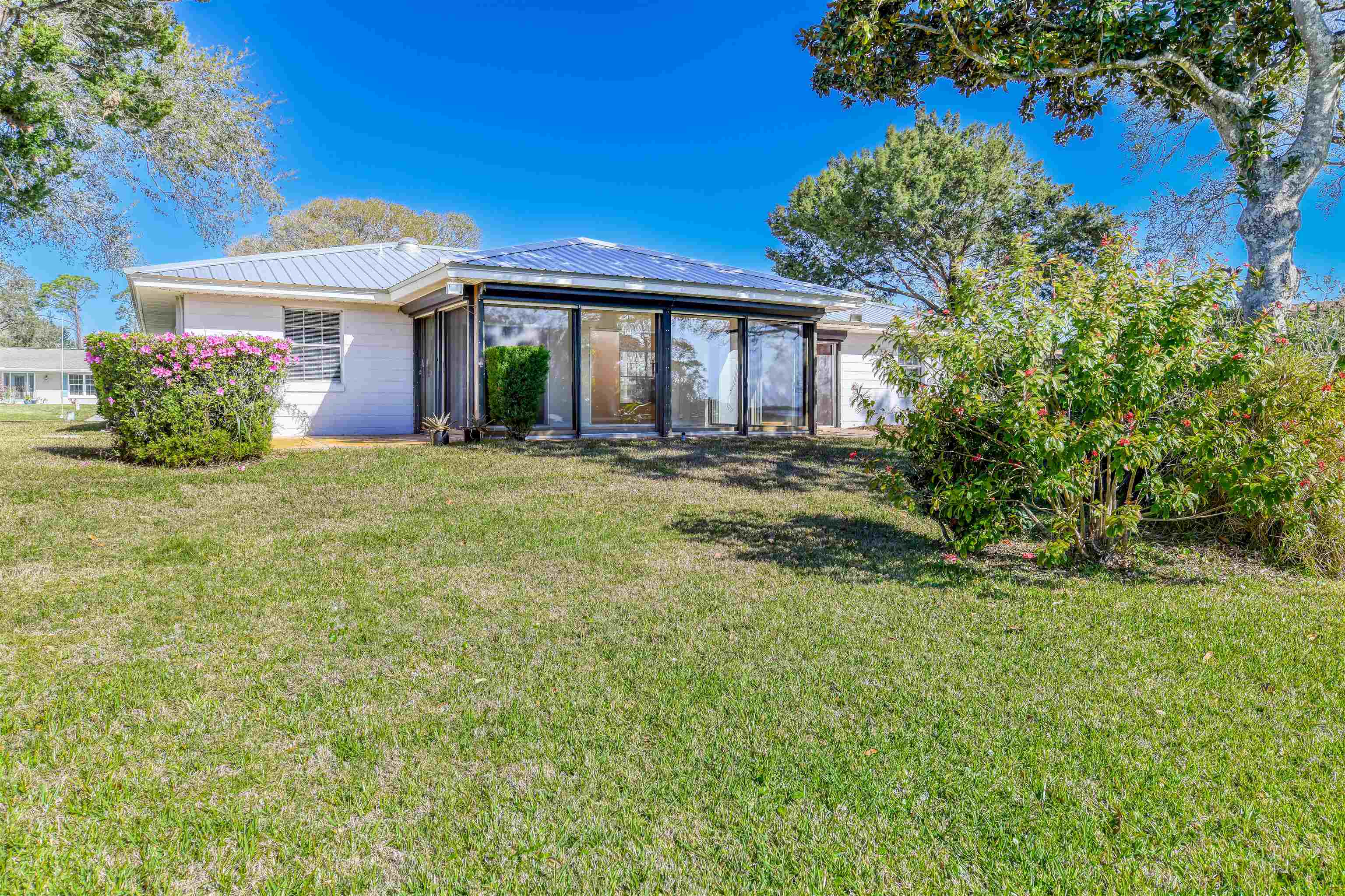 916 Alcala DR