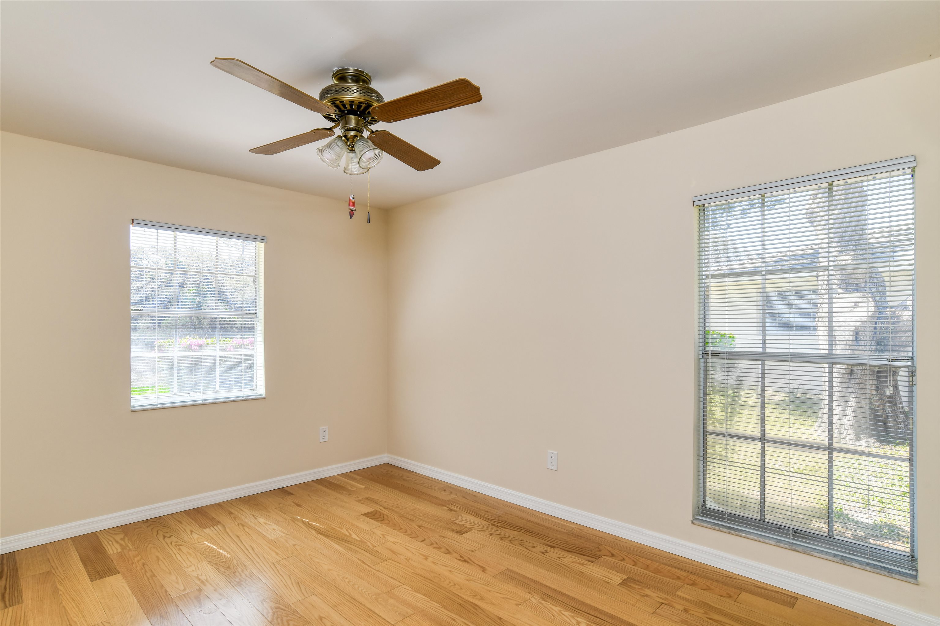 916 Alcala DR