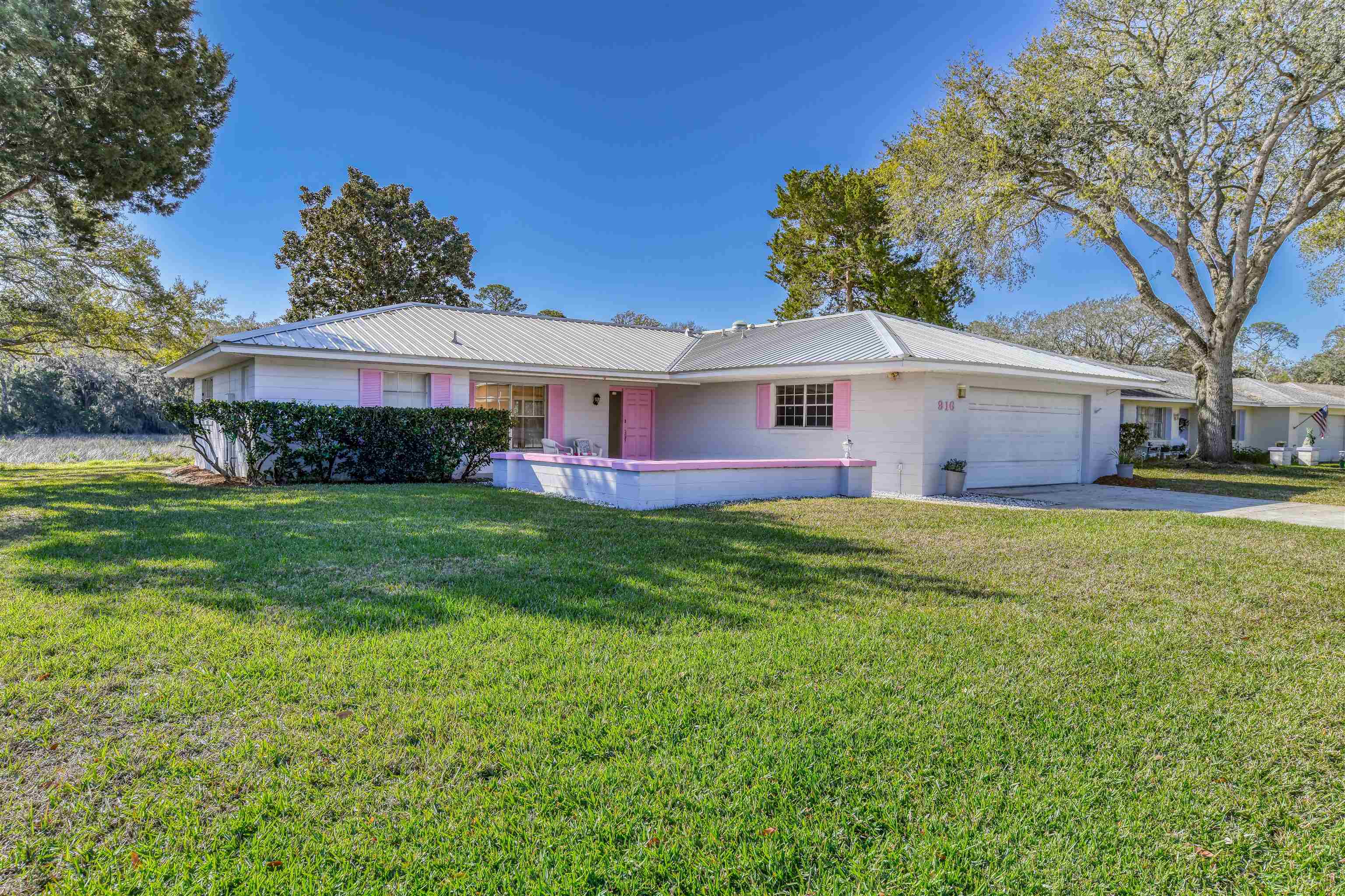 916 Alcala DR