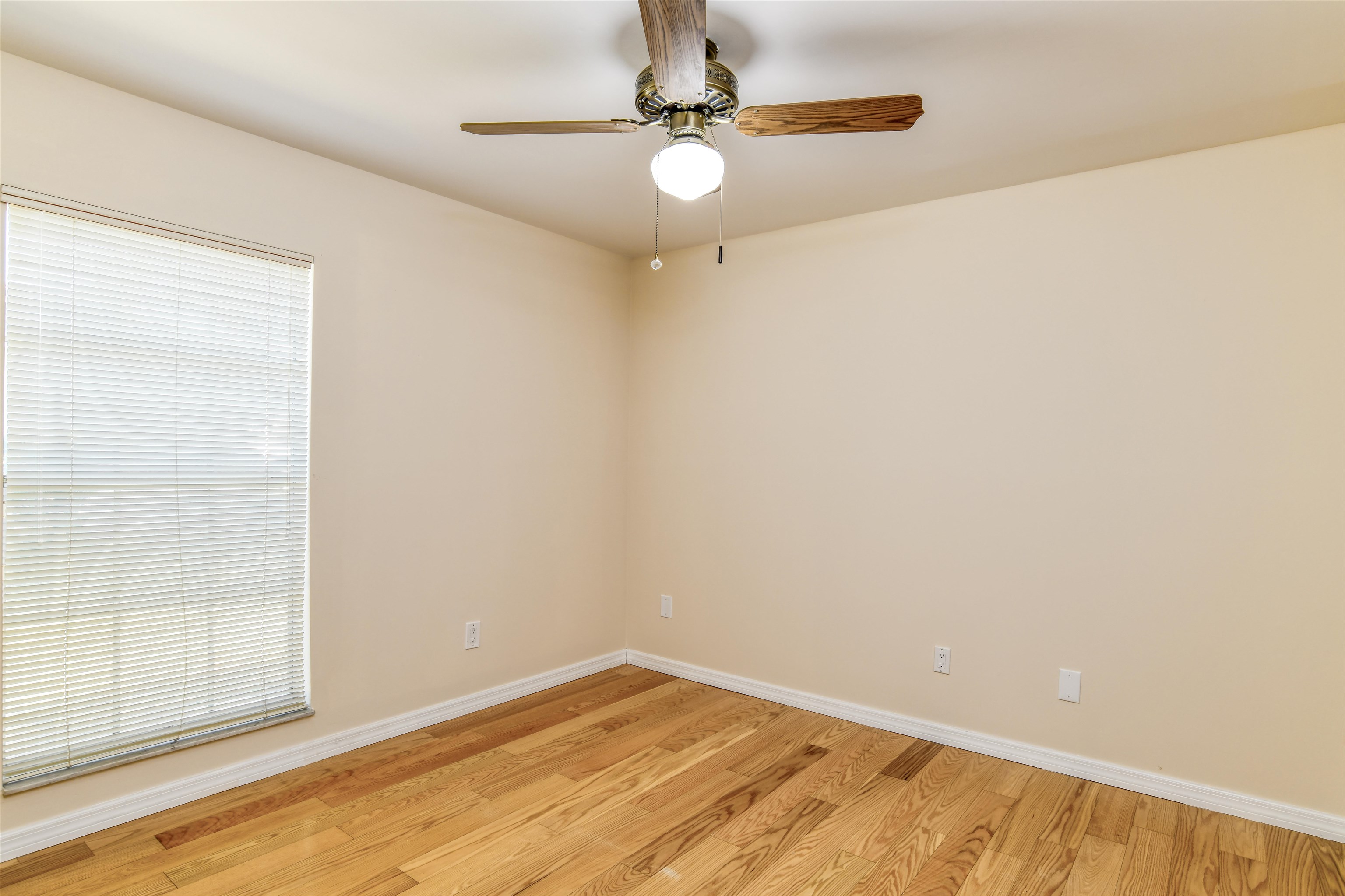 916 Alcala DR