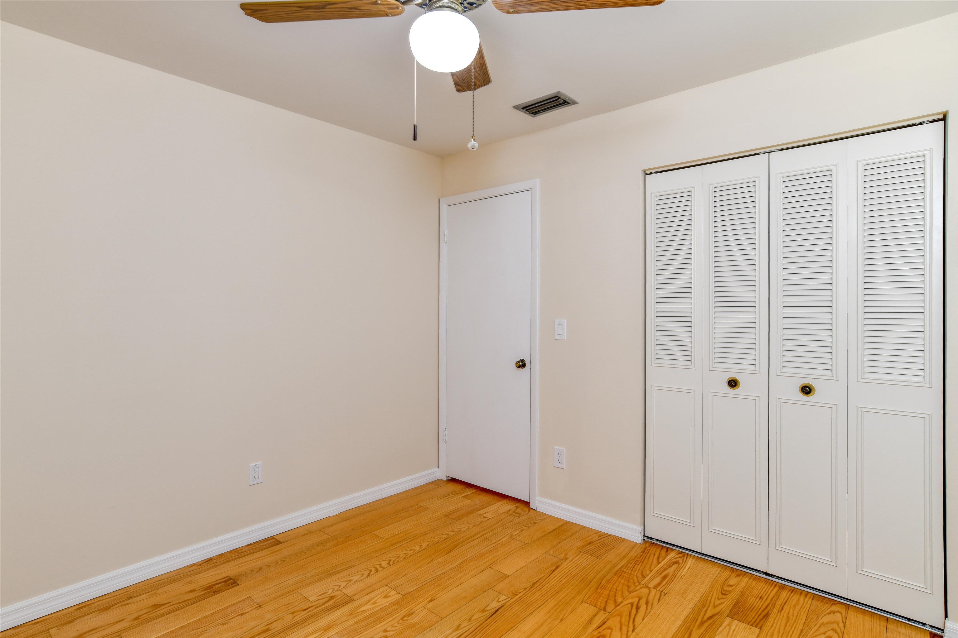 916 Alcala DR