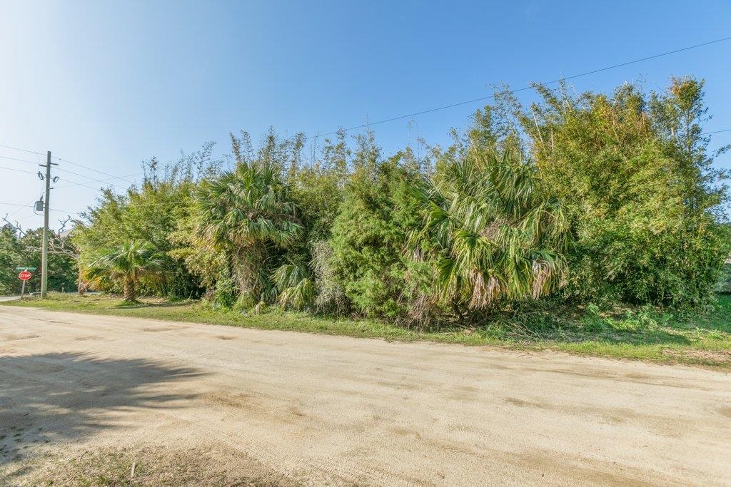 25 Armand Beach Dr