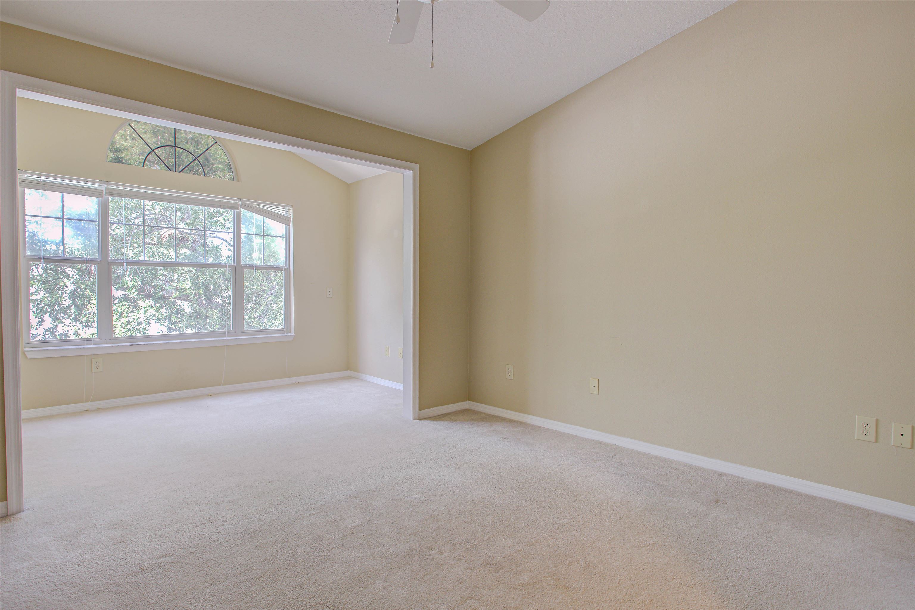 28212 Harbour Vista Cir