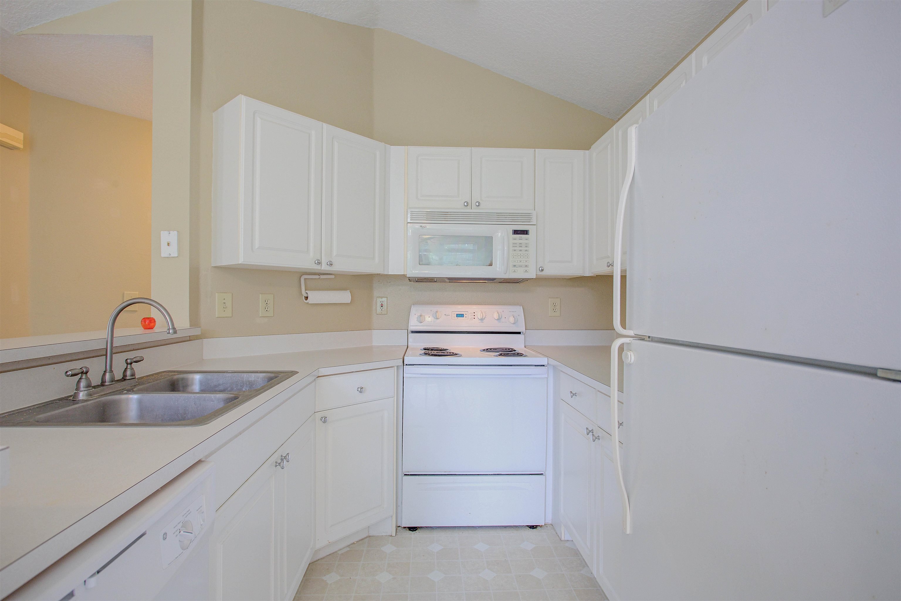 28212 Harbour Vista Cir