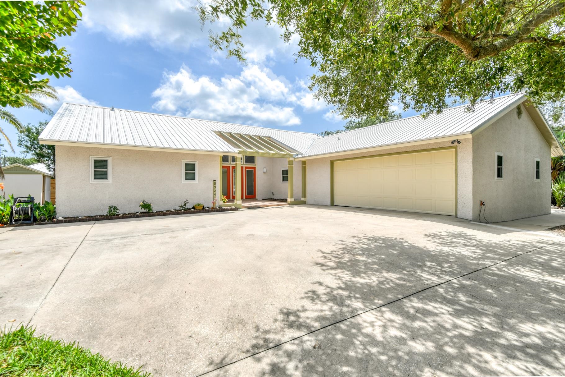 5324 4th Street