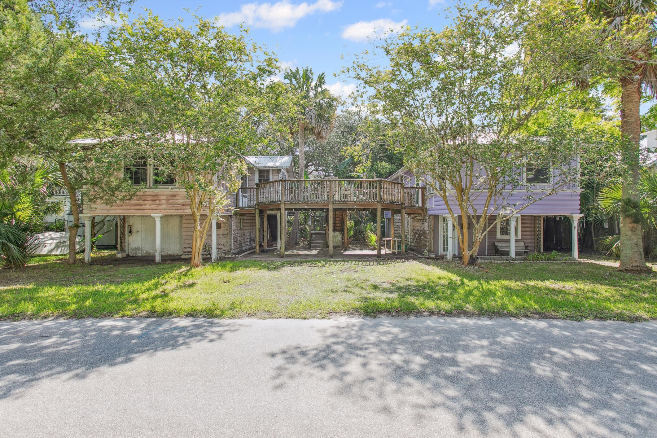 31 & 33 Magnolia Dr