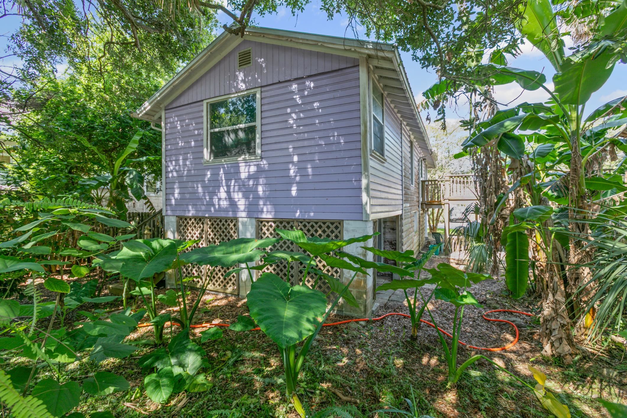 31 & 33 Magnolia Dr