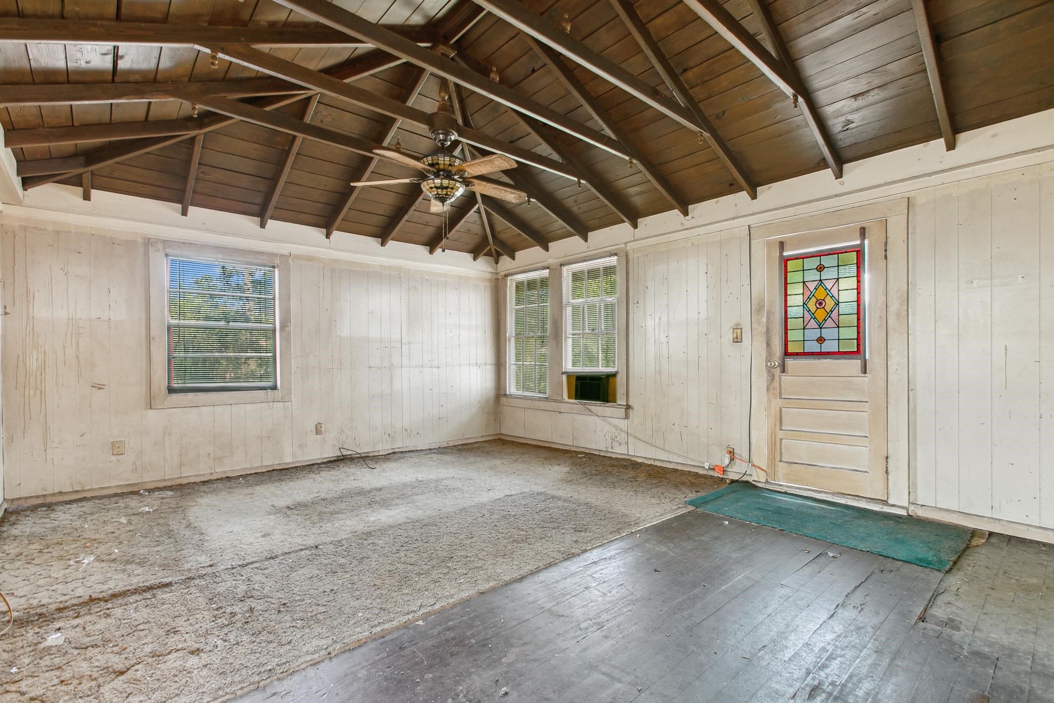 31 & 33 Magnolia Dr