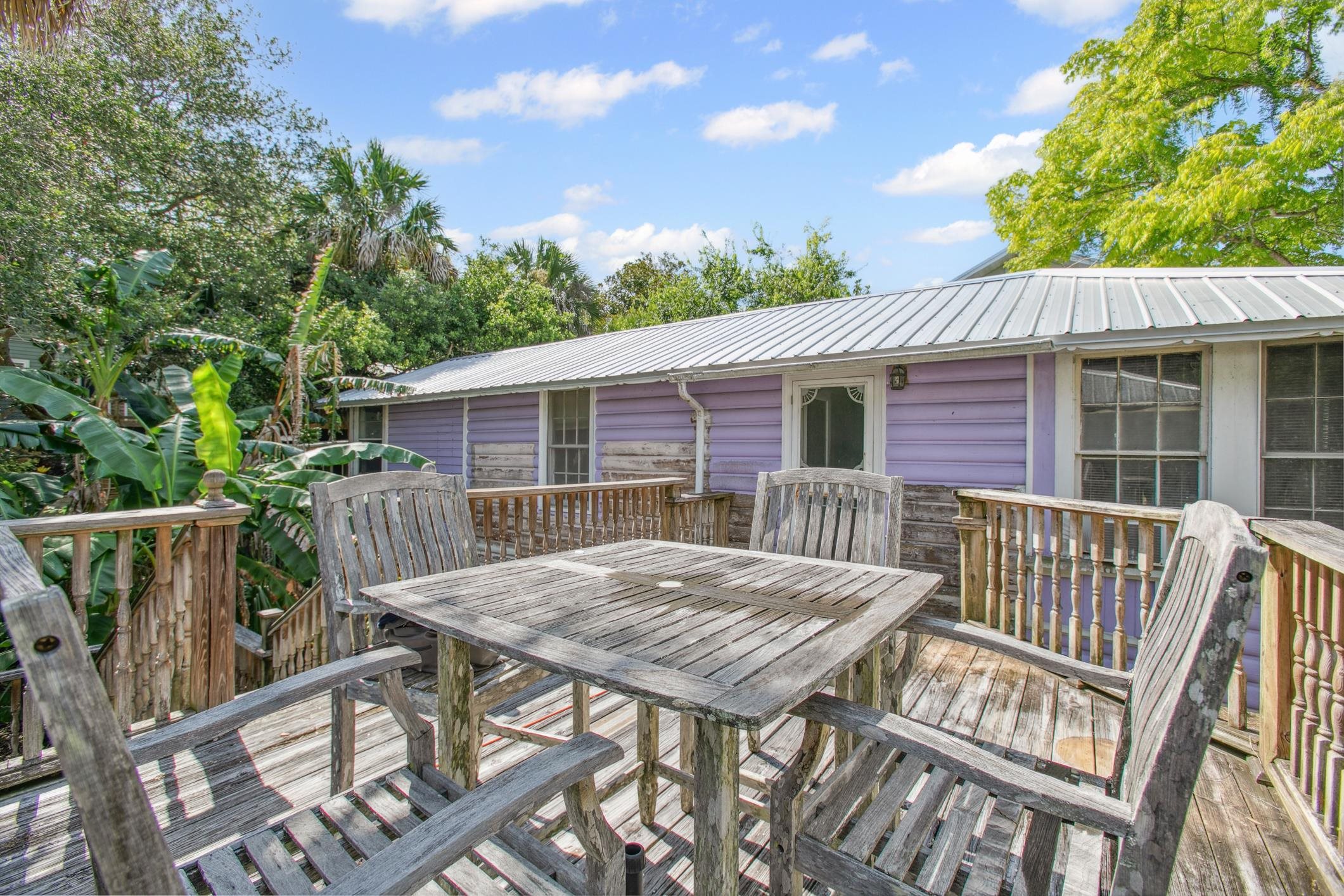 31 & 33 Magnolia Dr