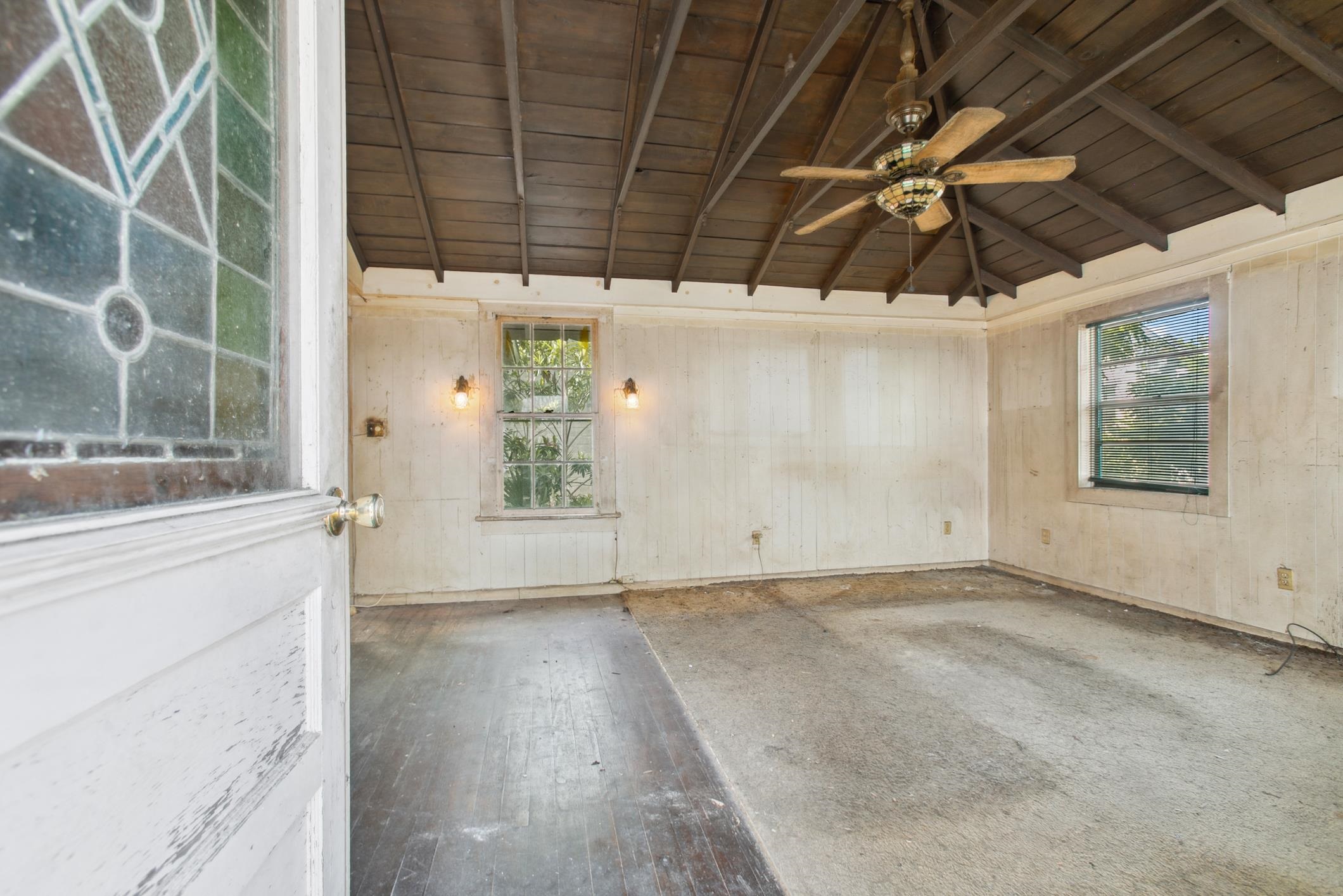 31 & 33 Magnolia Dr