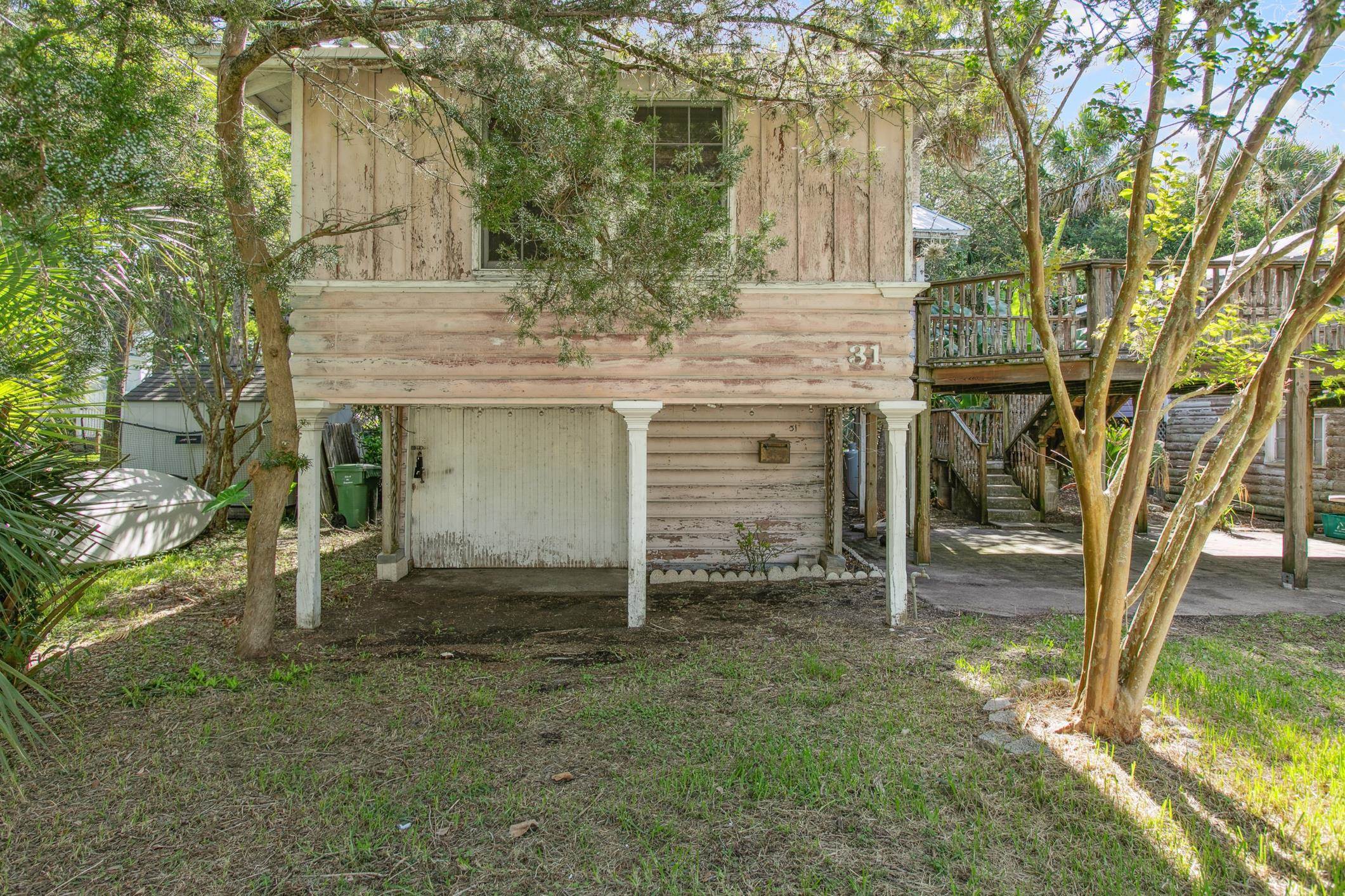 31 & 33 Magnolia Dr