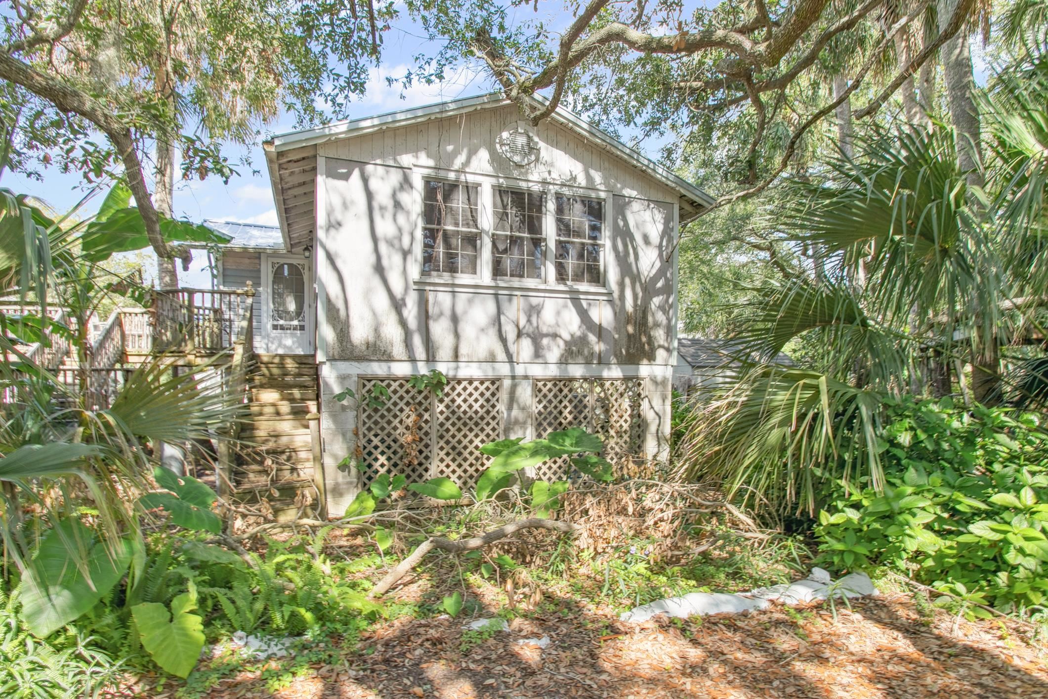 31 & 33 Magnolia Dr