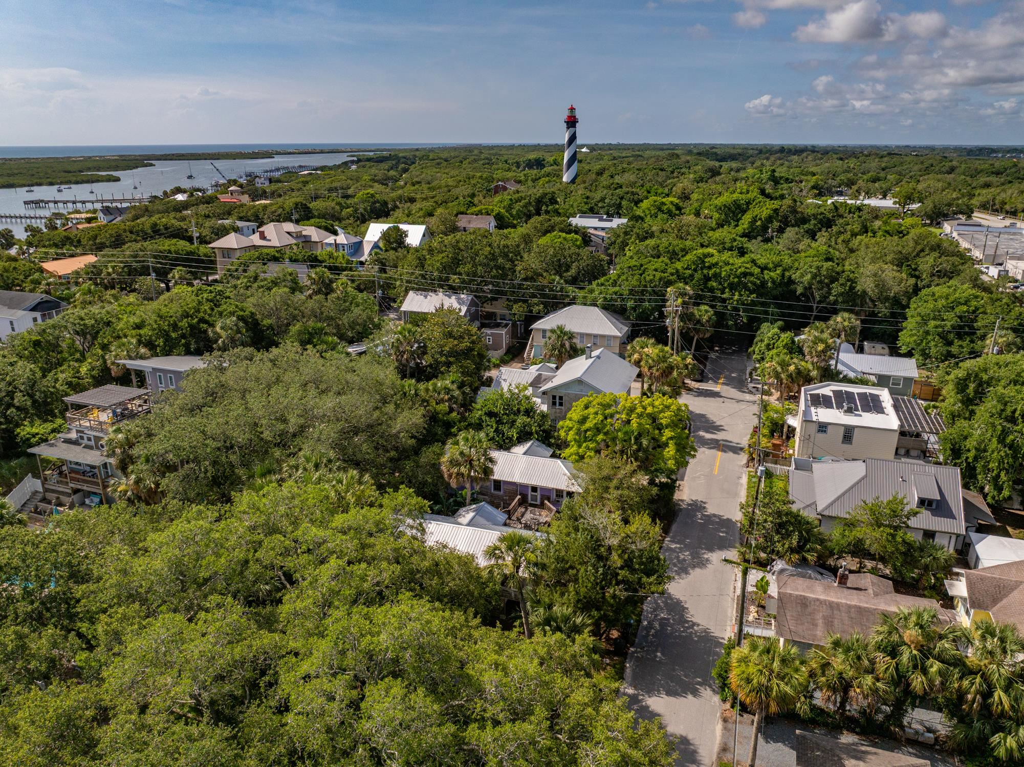 31 & 33 Magnolia Dr