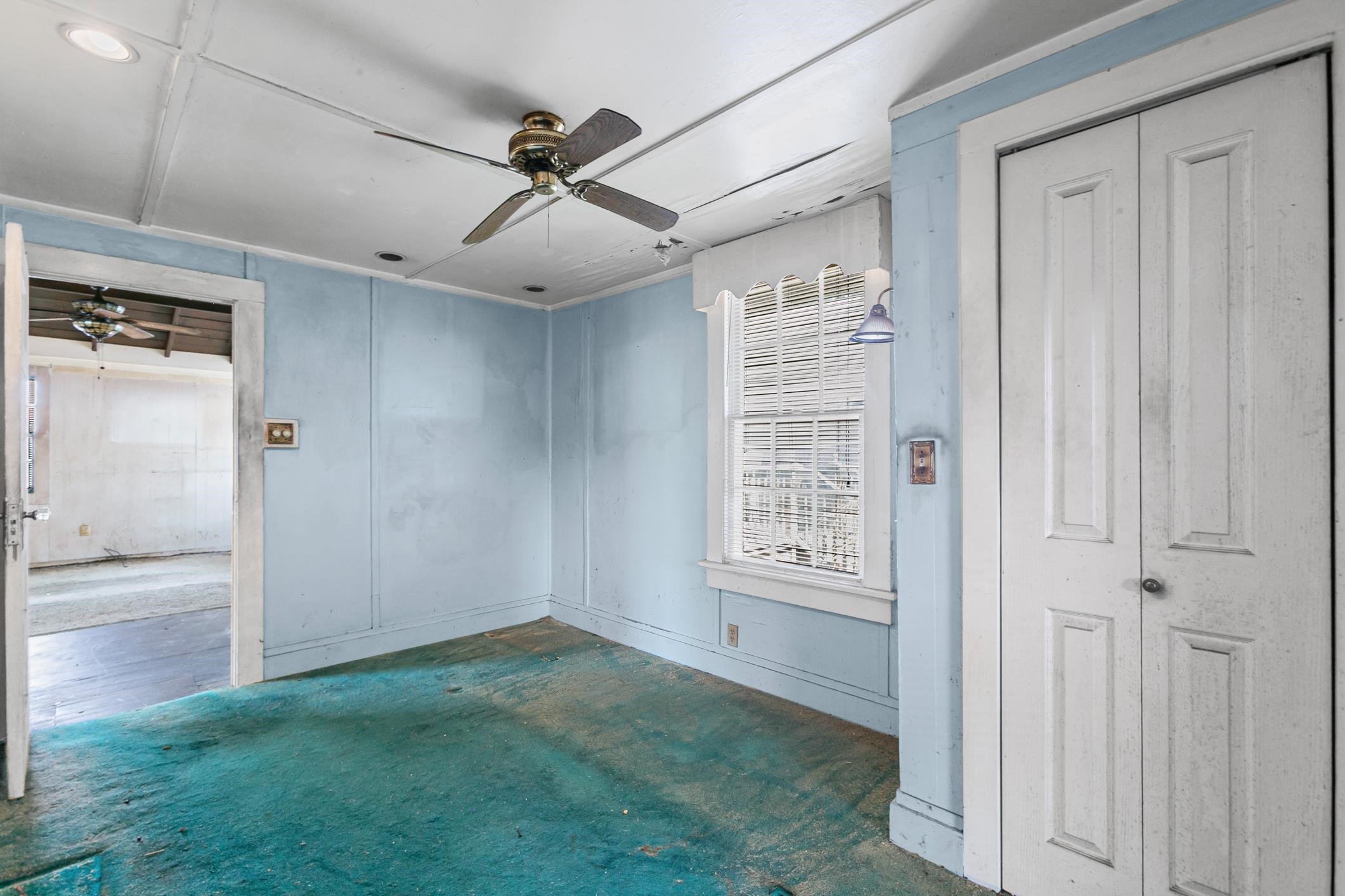 31 & 33 Magnolia Dr