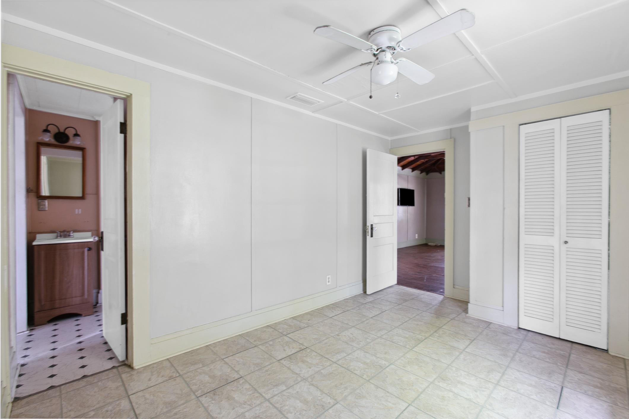 31 & 33 Magnolia Dr