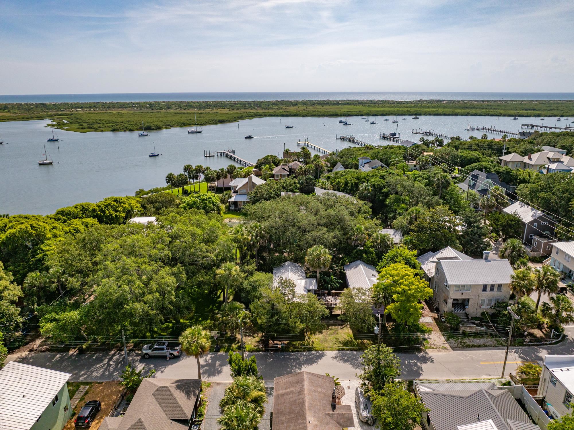 31 & 33 Magnolia Dr